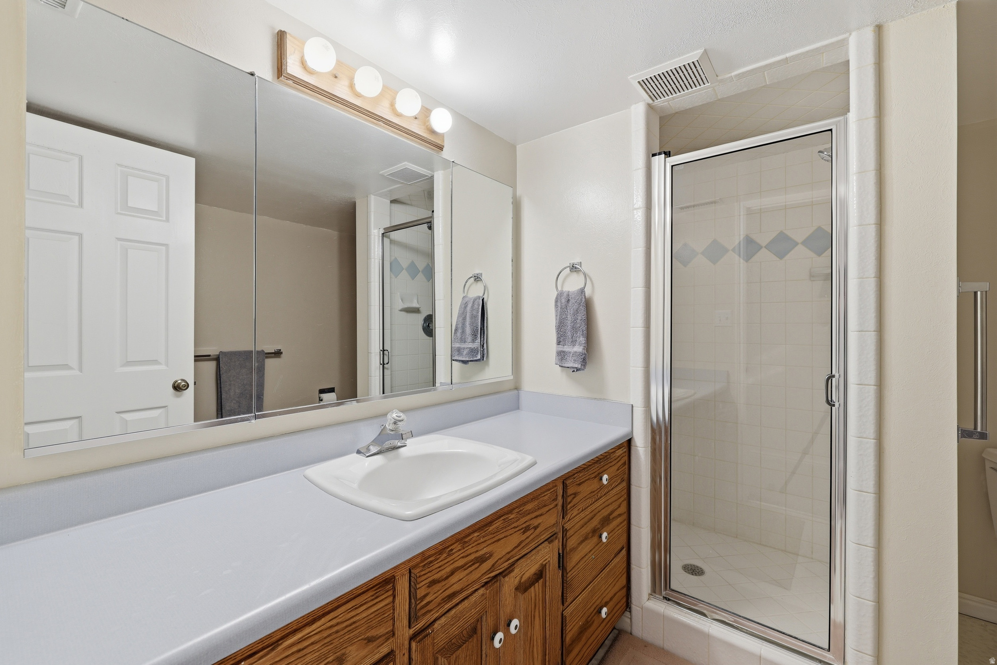 WINCHESTER HILLS 2 AMD - Residential