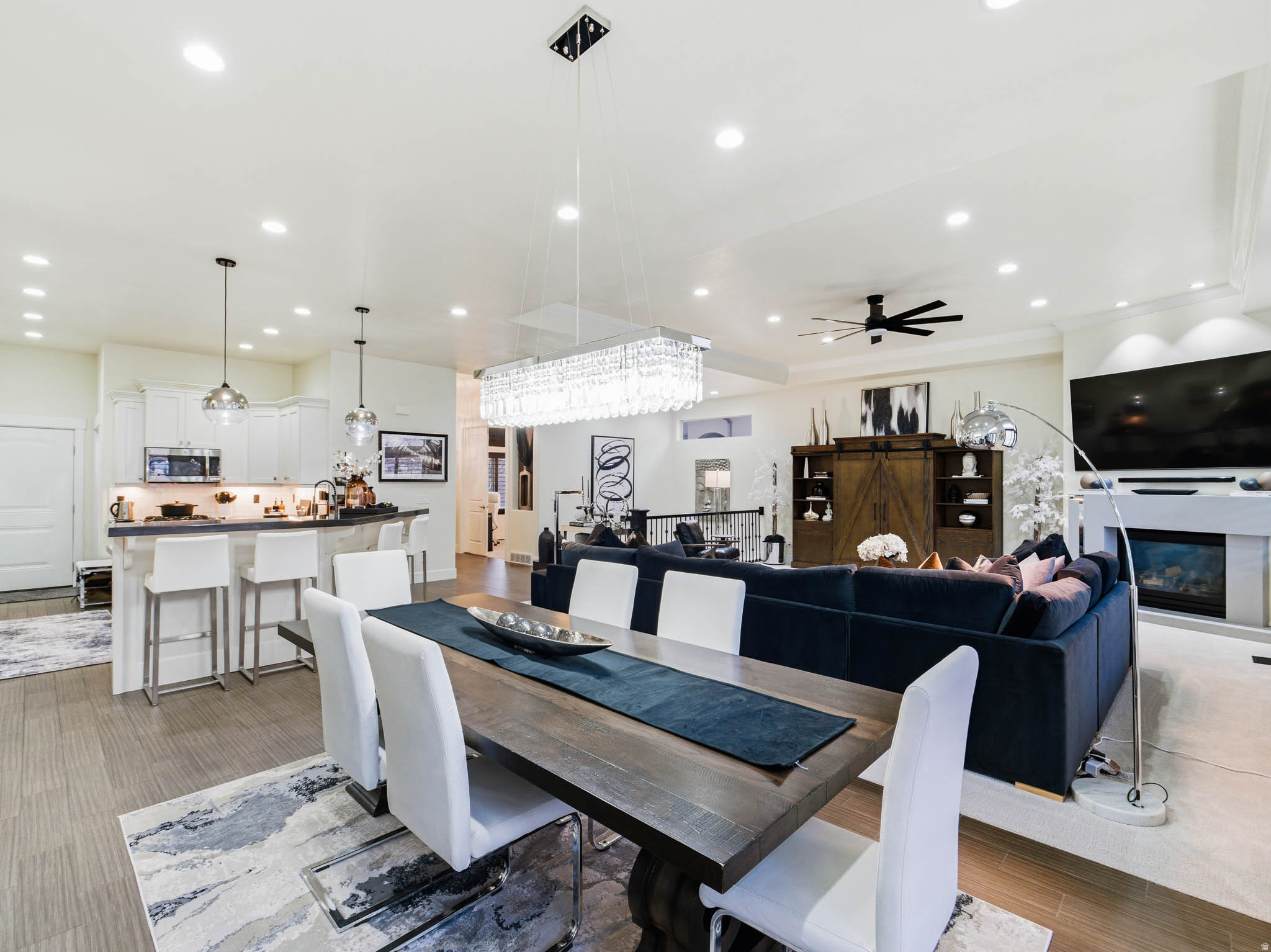 SUNSET RIDGE AT SOUTH MOUNTAIN - Residential
