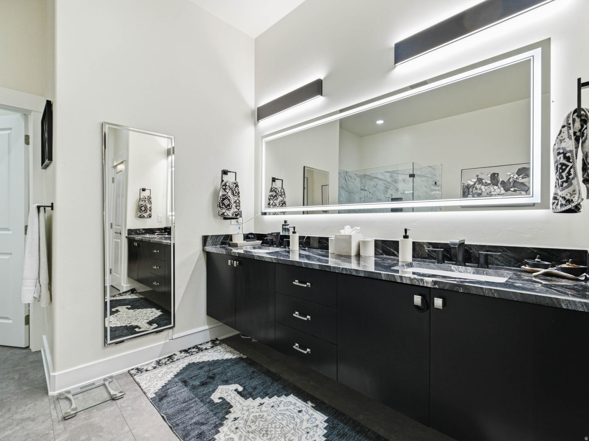 SUNSET RIDGE AT SOUTH MOUNTAIN - Residential