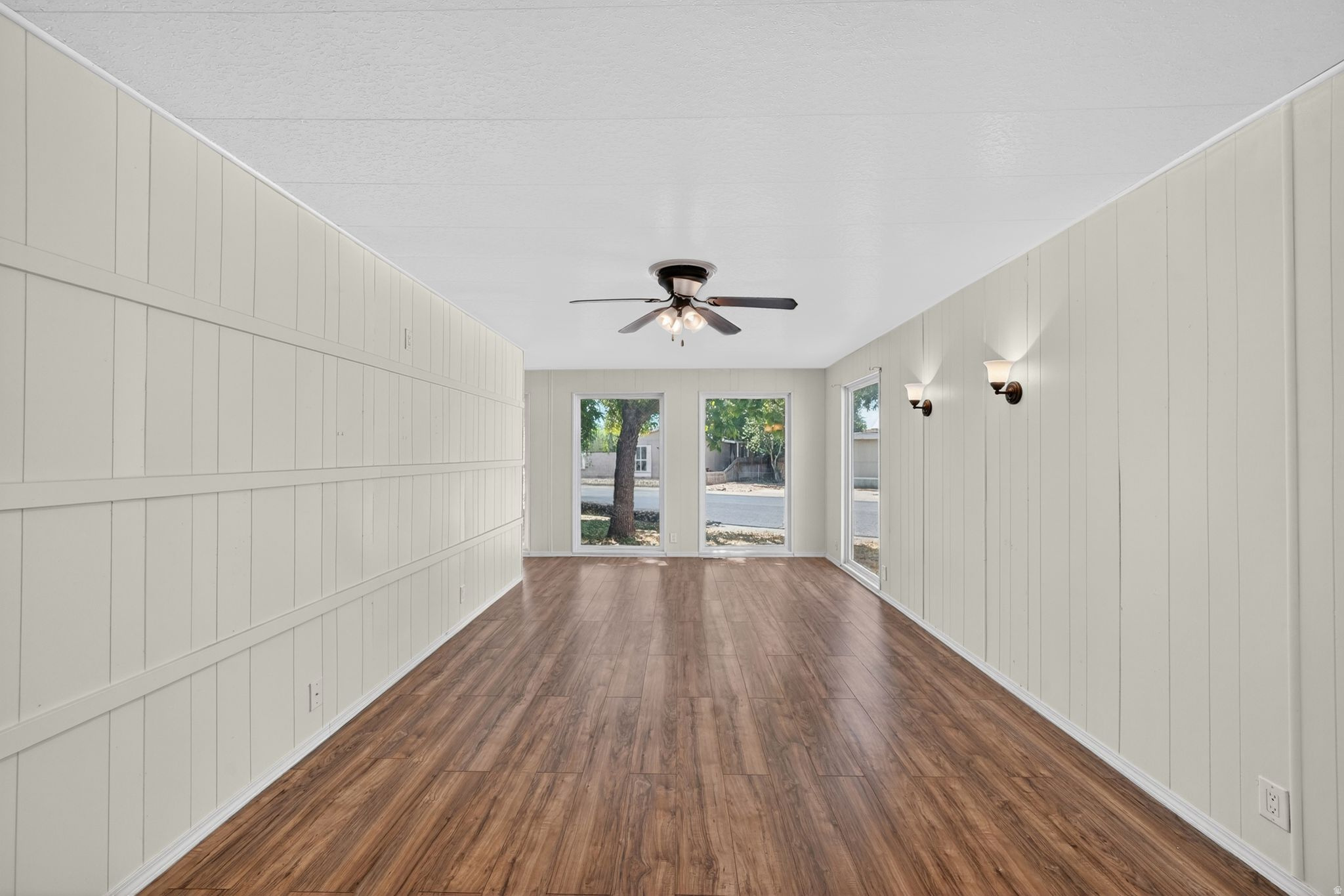 SUNDOWN MANUFACTURED HOME COMMUNITY - Residential