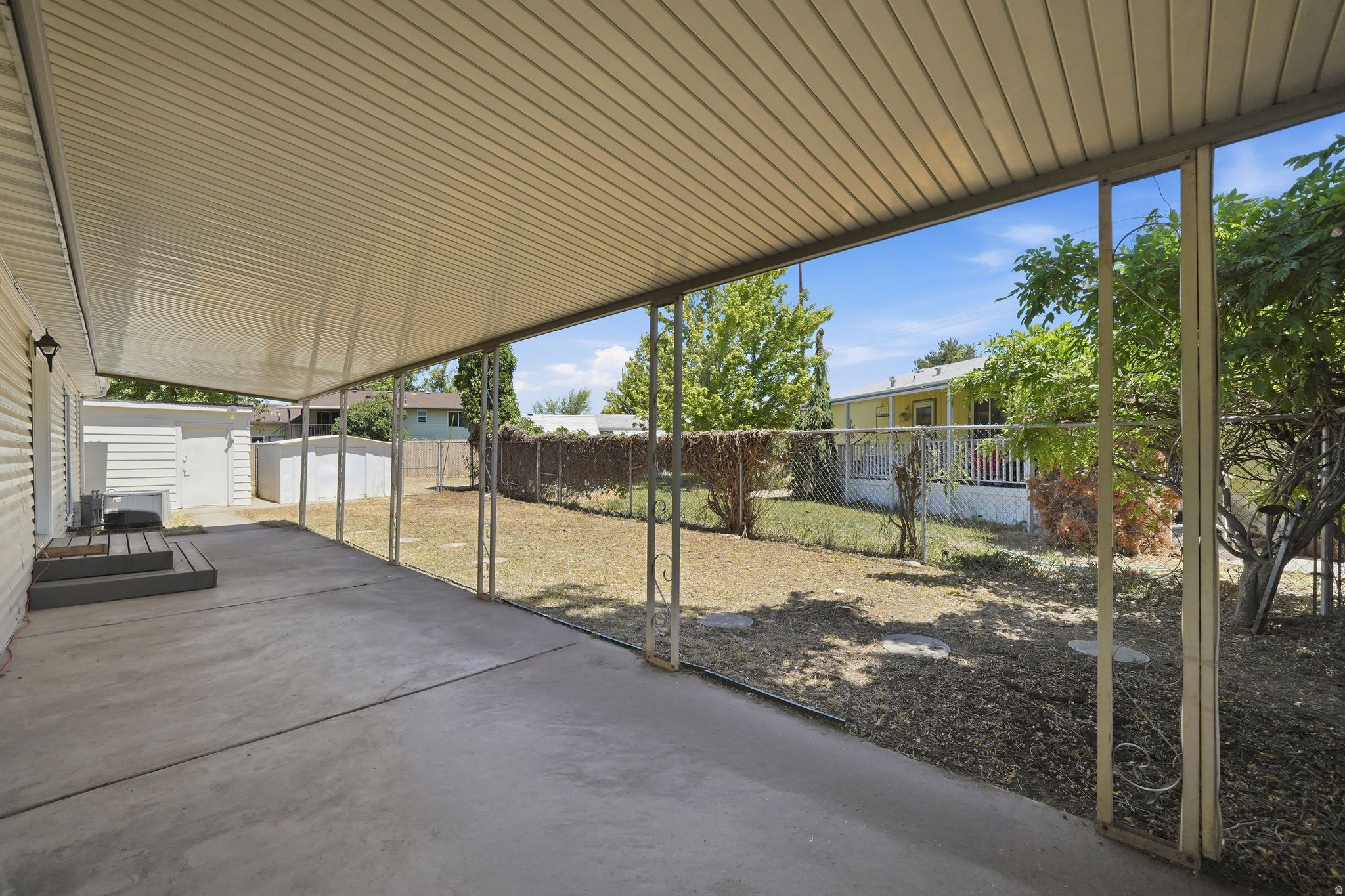 SUNDOWN MANUFACTURED HOME COMMUNITY - Residential