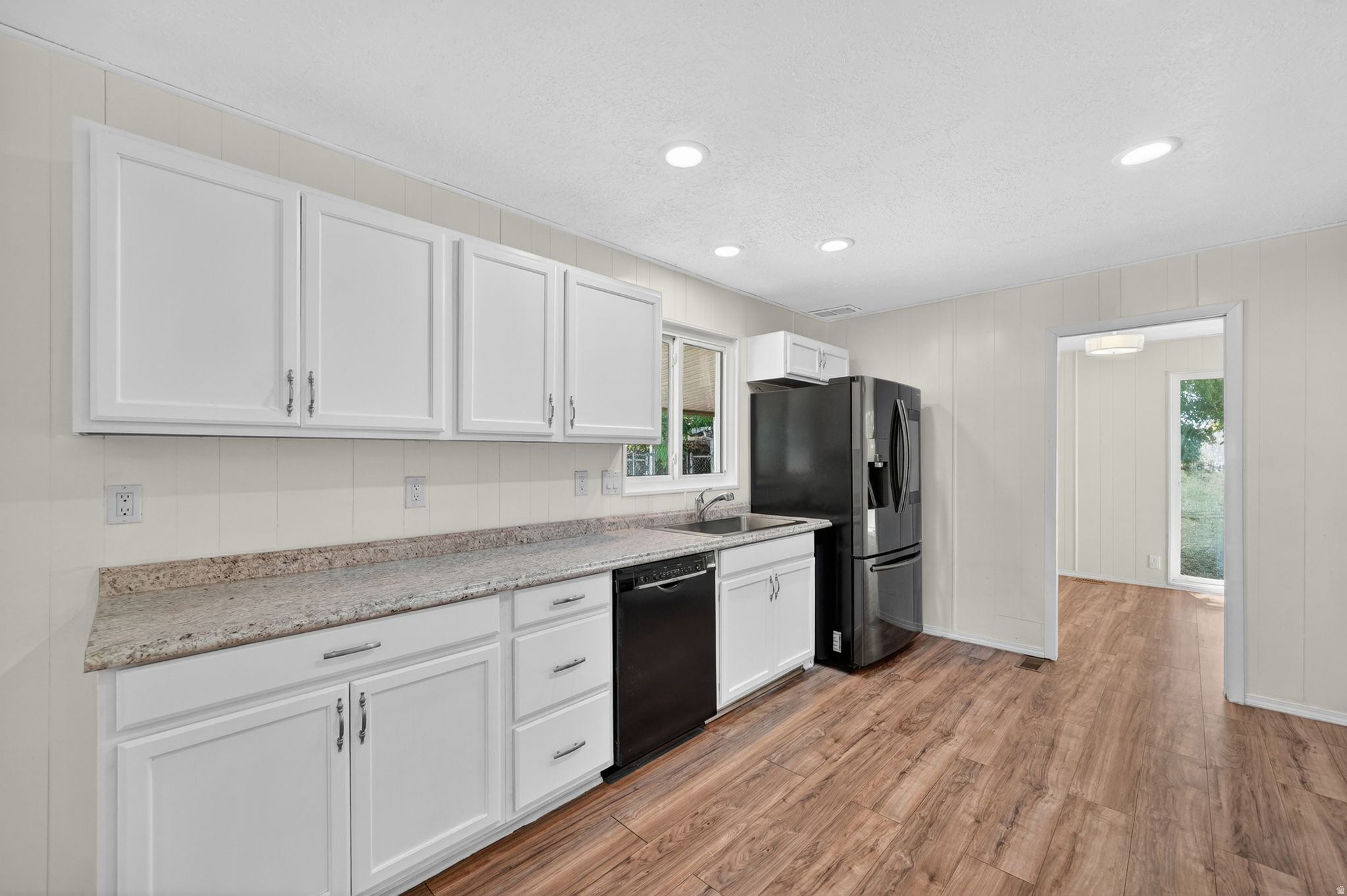 SUNDOWN MANUFACTURED HOME COMMUNITY - Residential
