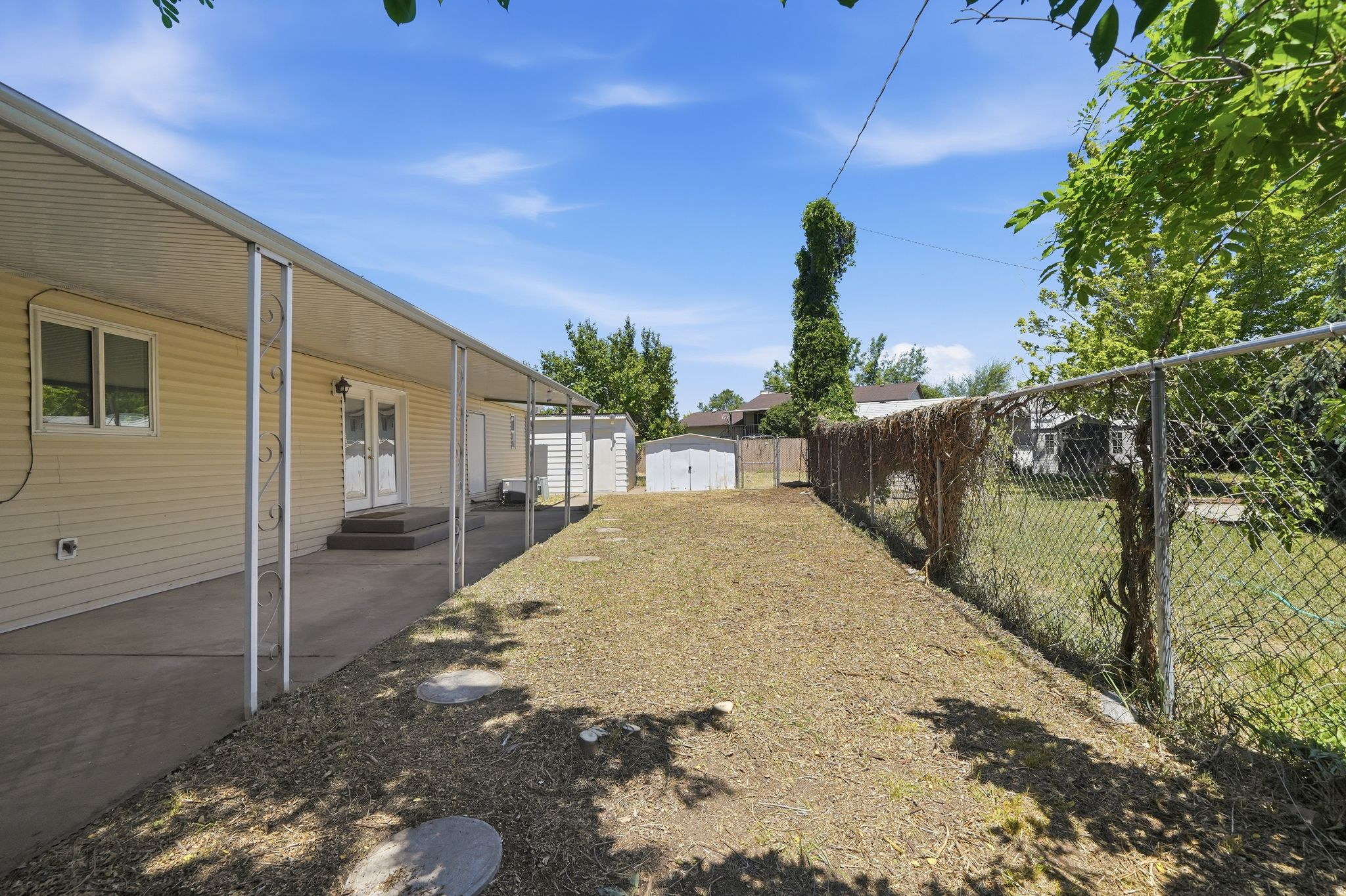 SUNDOWN MANUFACTURED HOME COMMUNITY - Residential