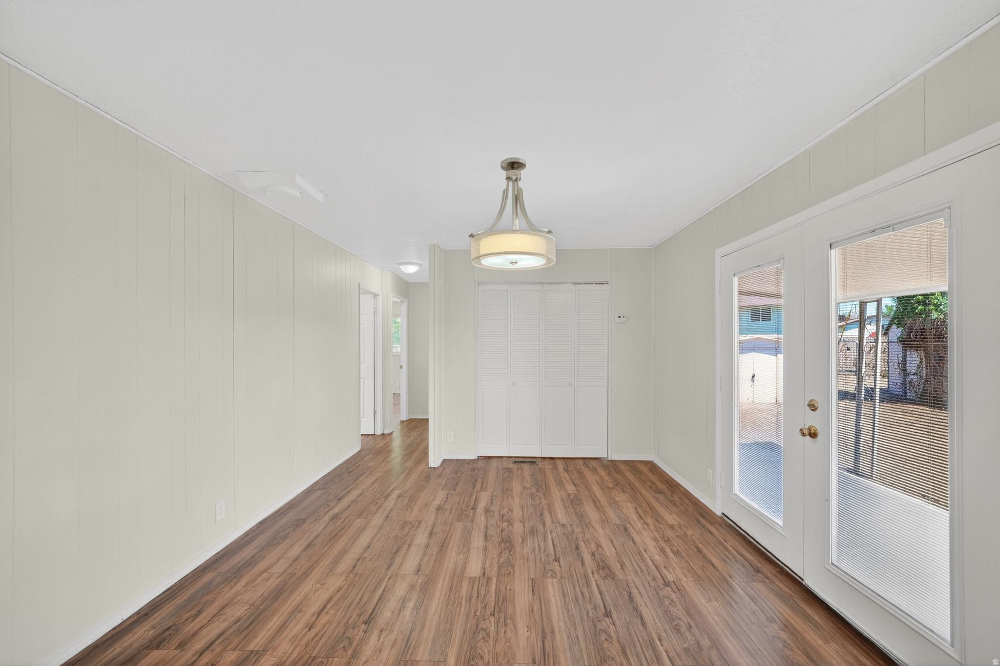 SUNDOWN MANUFACTURED HOME COMMUNITY - Residential