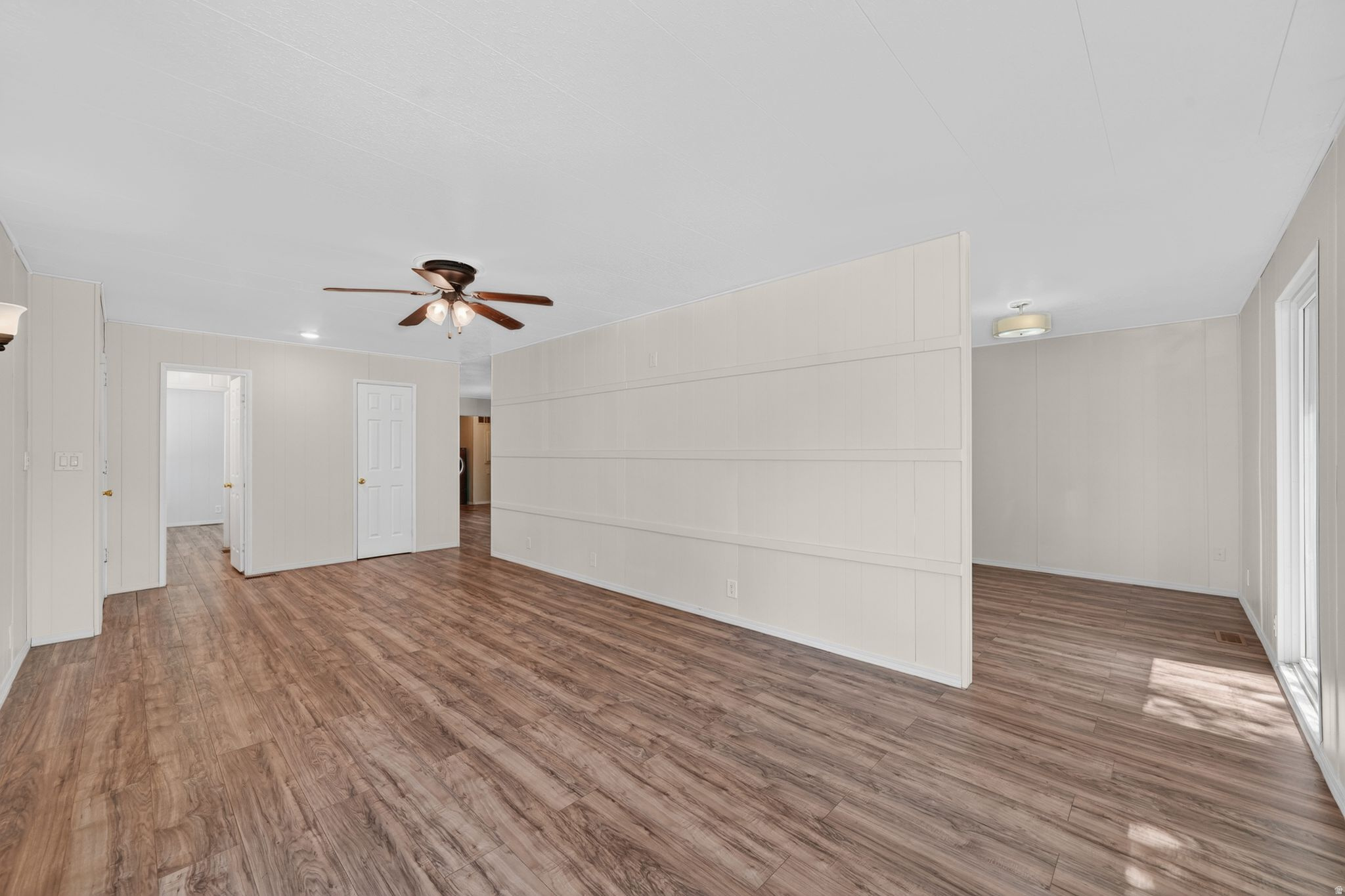 SUNDOWN MANUFACTURED HOME COMMUNITY - Residential