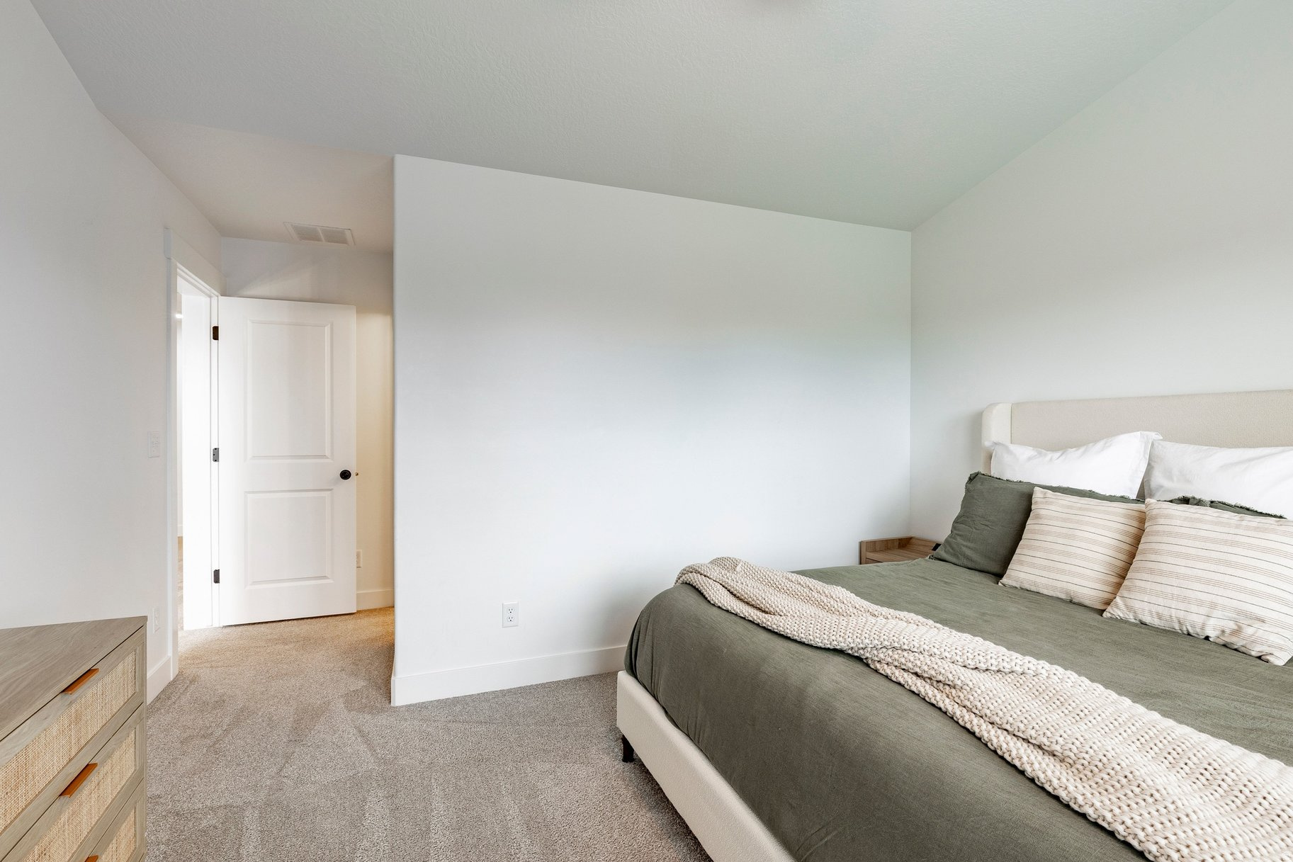 RIVER POINT - Residential