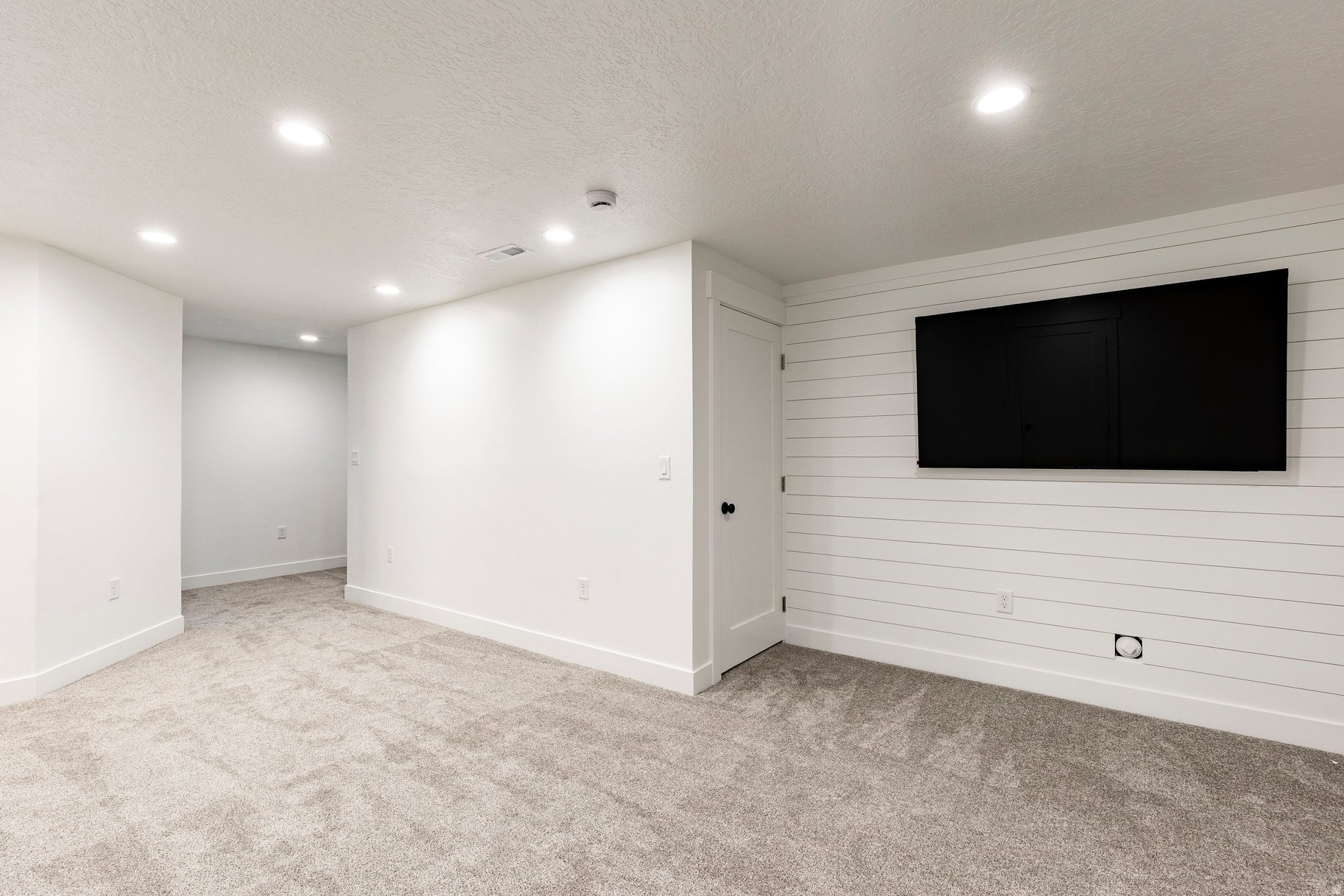 RIVER POINT - Residential