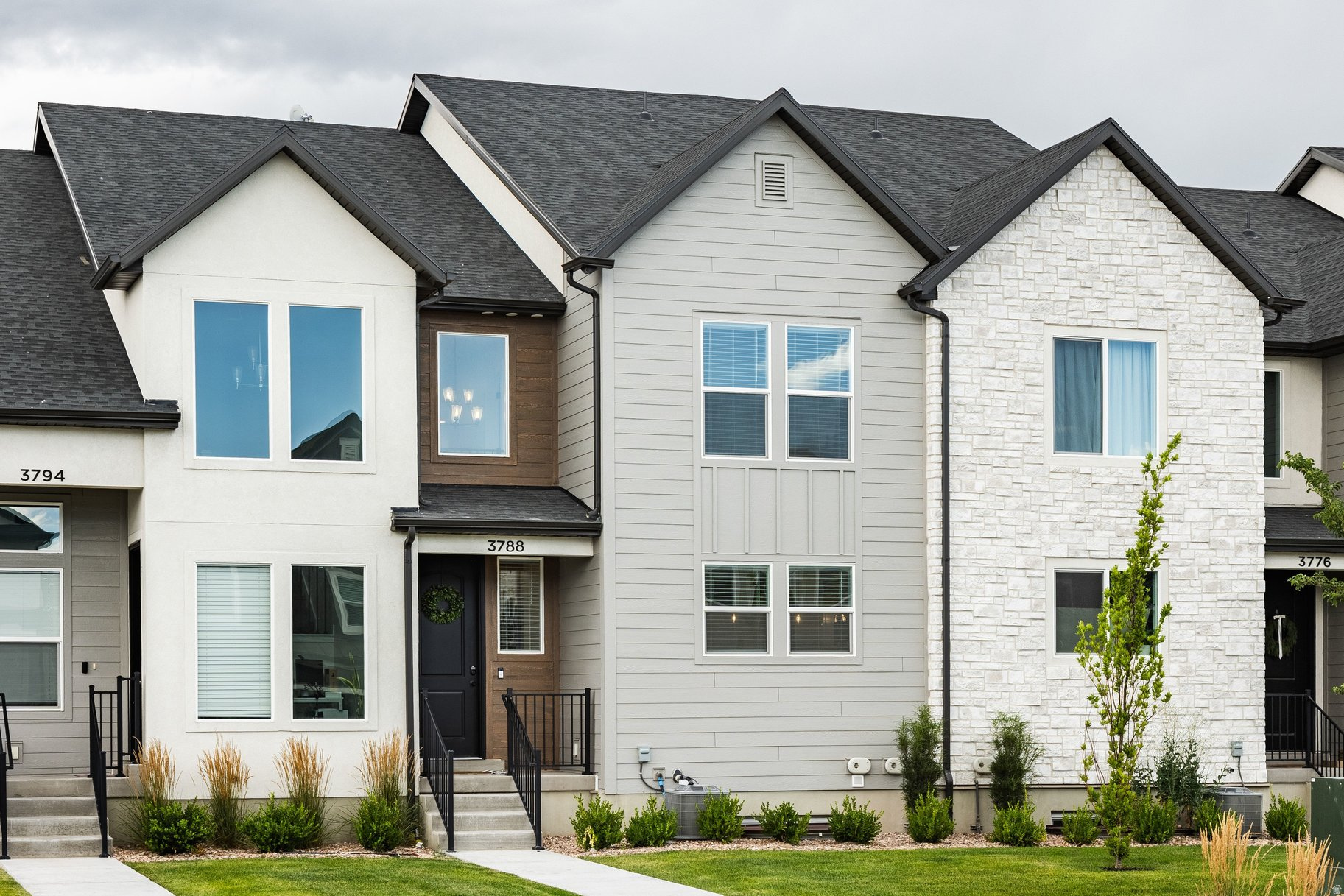 RIVER POINT - Residential