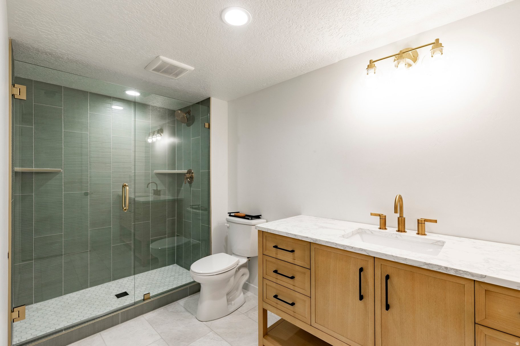RIVER POINT - Residential