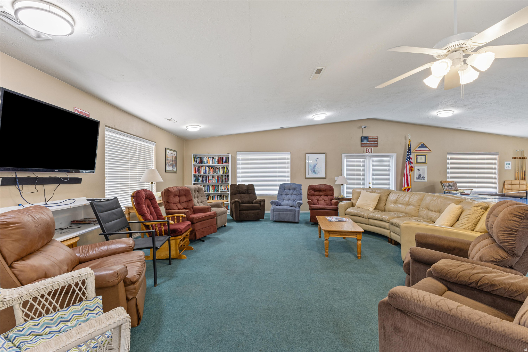PADRE LAKES TH 7 - Residential
