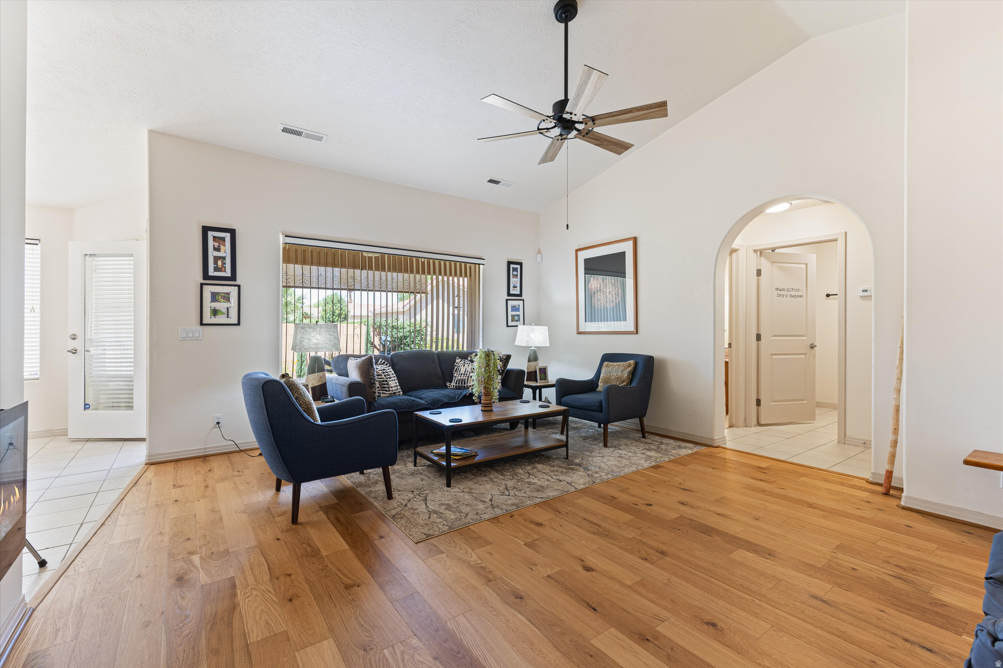 PADRE LAKES TH 7 - Residential
