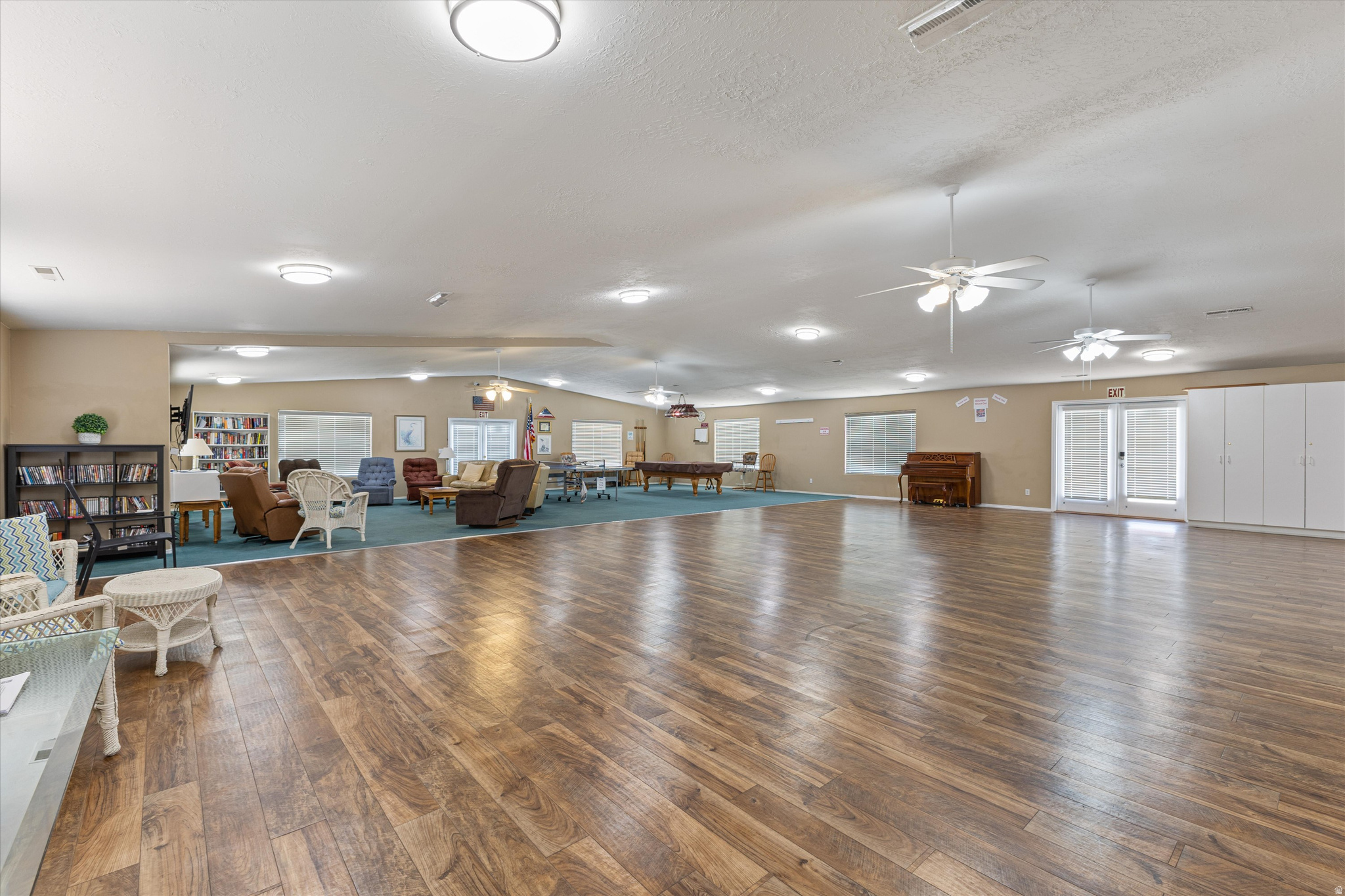 PADRE LAKES TH 7 - Residential