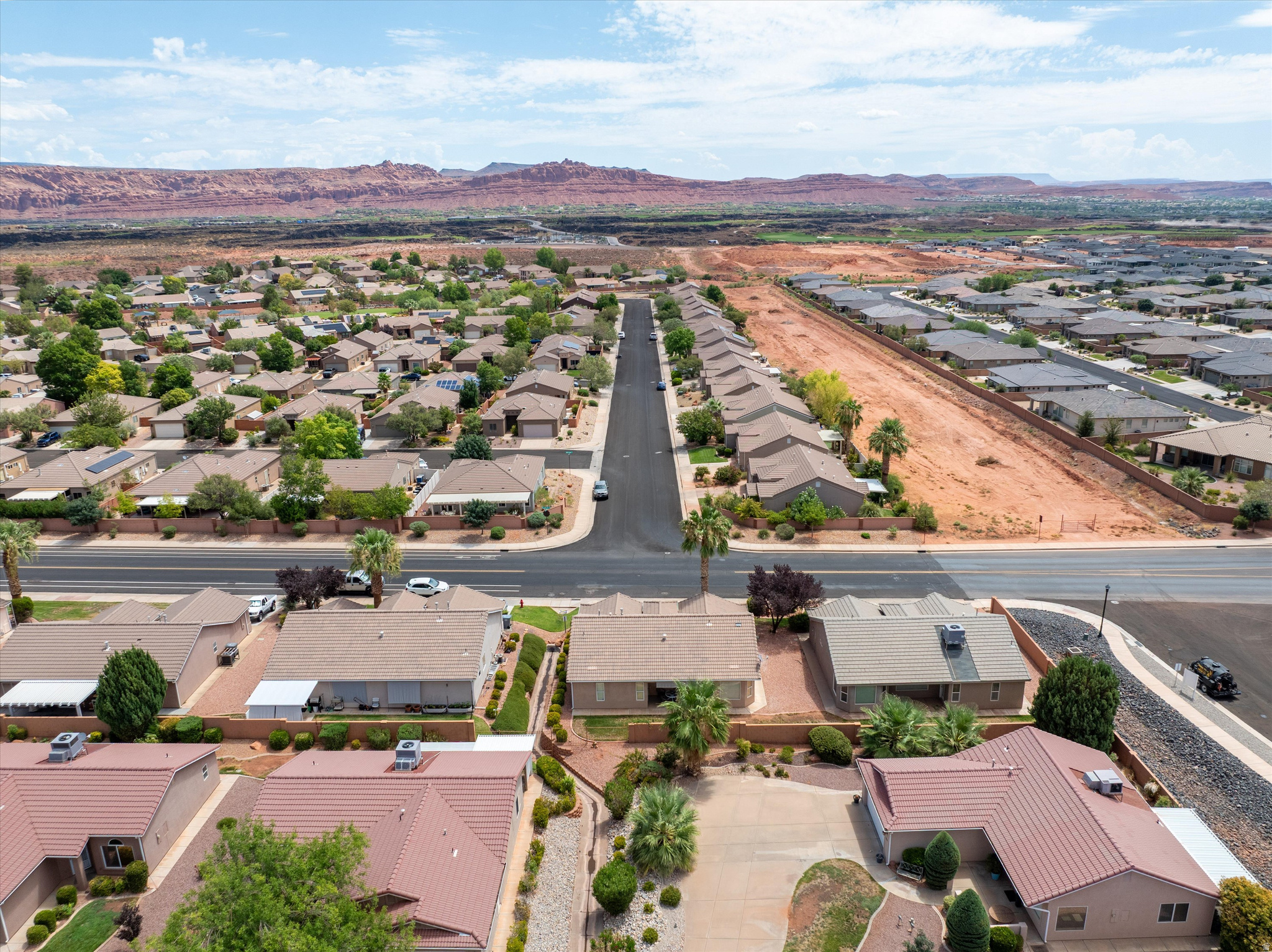 PADRE LAKES TH 7 - Residential