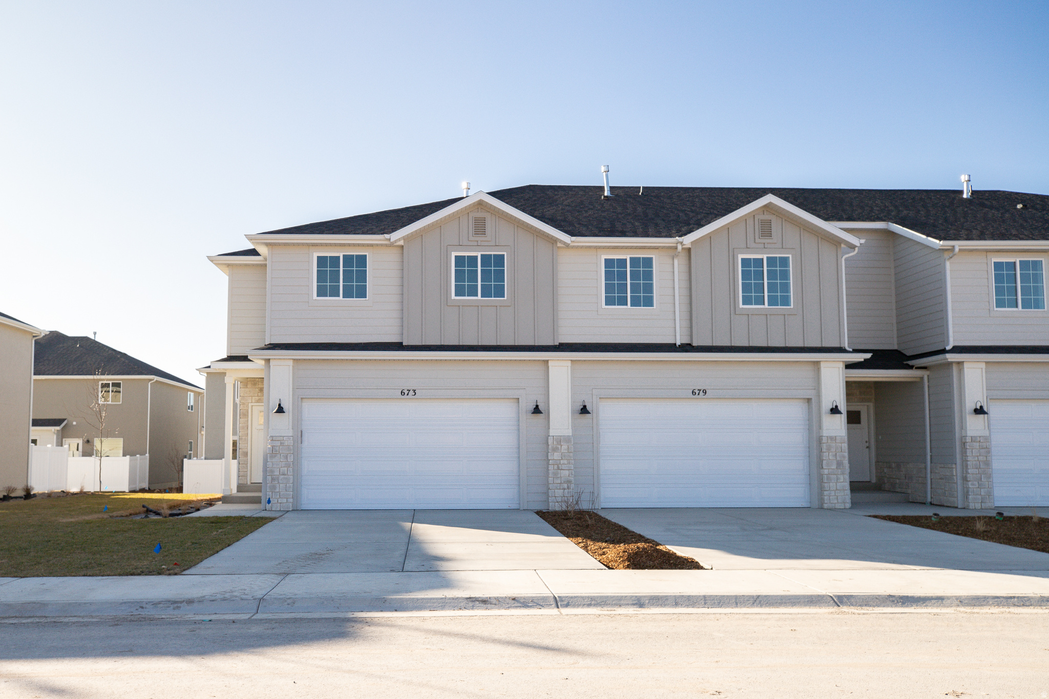 INTEREST RATES STARTING AS LOW AS 3.99% with our preferred lender or $20,000 INCENTIVE towards closing costs, rate buydown, or price reduction regardless of lender! (Talk to agent for conditions.) Must-See New Salem Fields Community! Move-in ready! This beautiful home built by Flagship Homes features 4 bedrooms, 2.5 bathrooms, quartz countertops, full landscaping, a 2 car garage, and fenced backyard. The primary bedroom has a vaulted ceiling, large walk-in closet, and dual sinks with a separate tub/shower. With an unfinished basement, this home provides space for storage and room to grow. (If preferred, basement can be finished for an additional charge.) Call for more information or stop by our model home at 495 E 720 N, Salem, UT for a tour. Model home hours: Monday-Saturday 11 AM - 6 PM. Buyers to verify all information. Square footage is from house plans