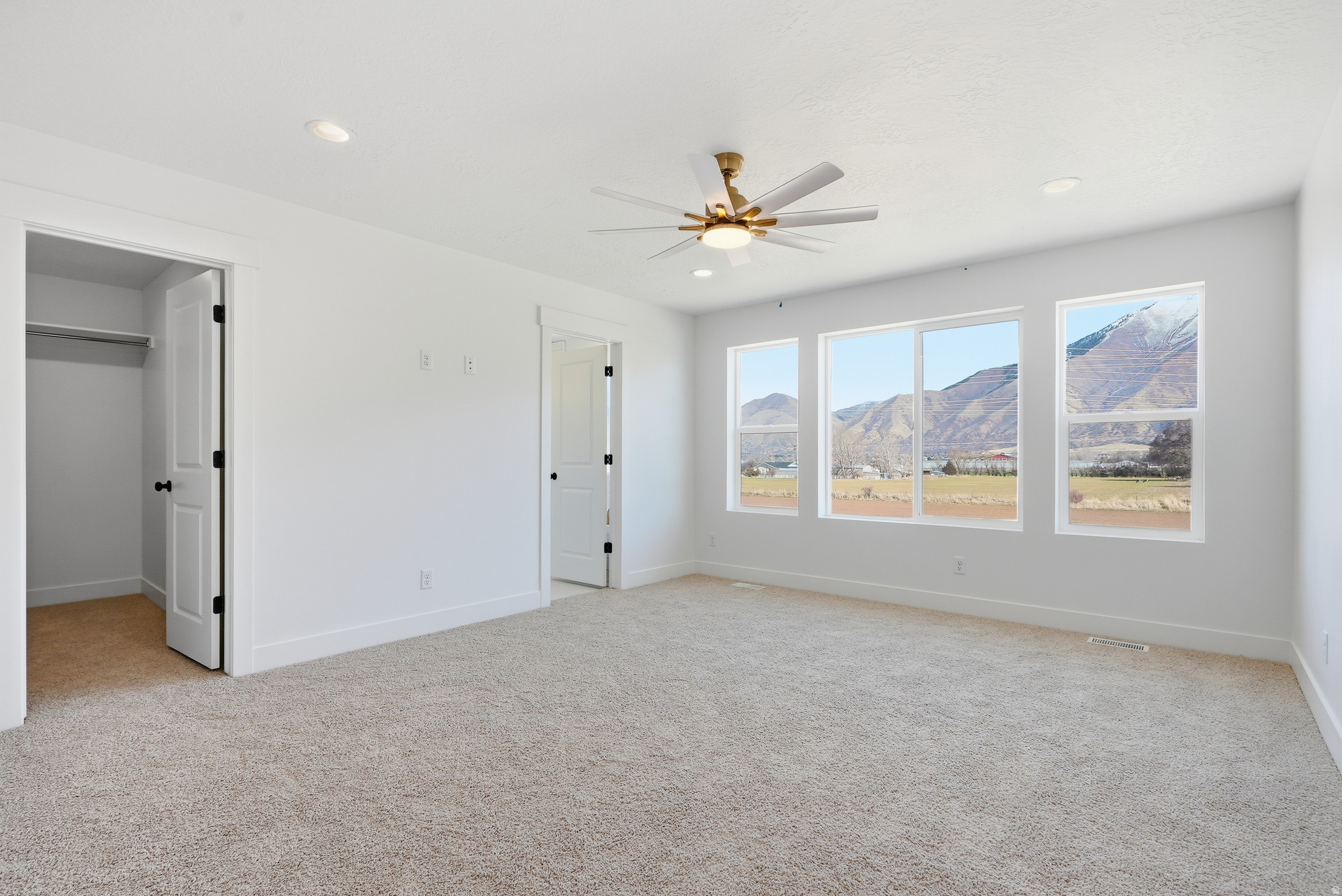 PARK ESTATES - Residential