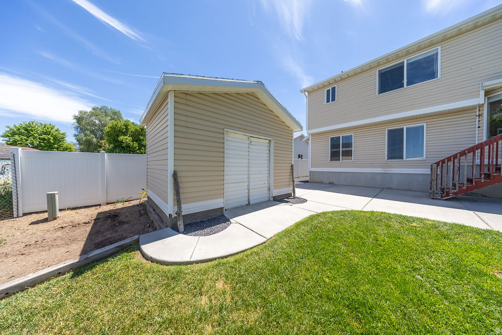 EDGEWATER ESTATES #2 - Residential