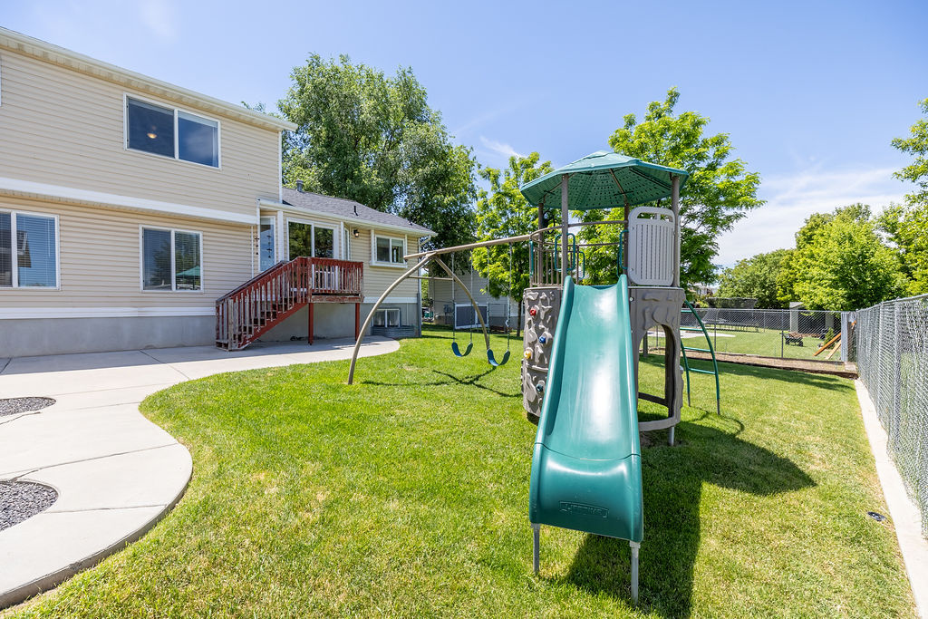 EDGEWATER ESTATES #2 - Residential