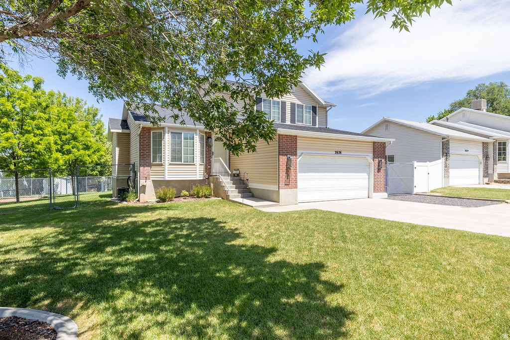 EDGEWATER ESTATES #2 - Residential