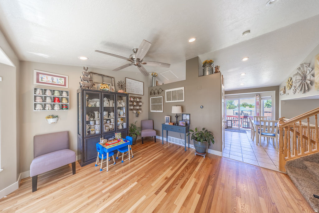 EDGEWATER ESTATES #2 - Residential