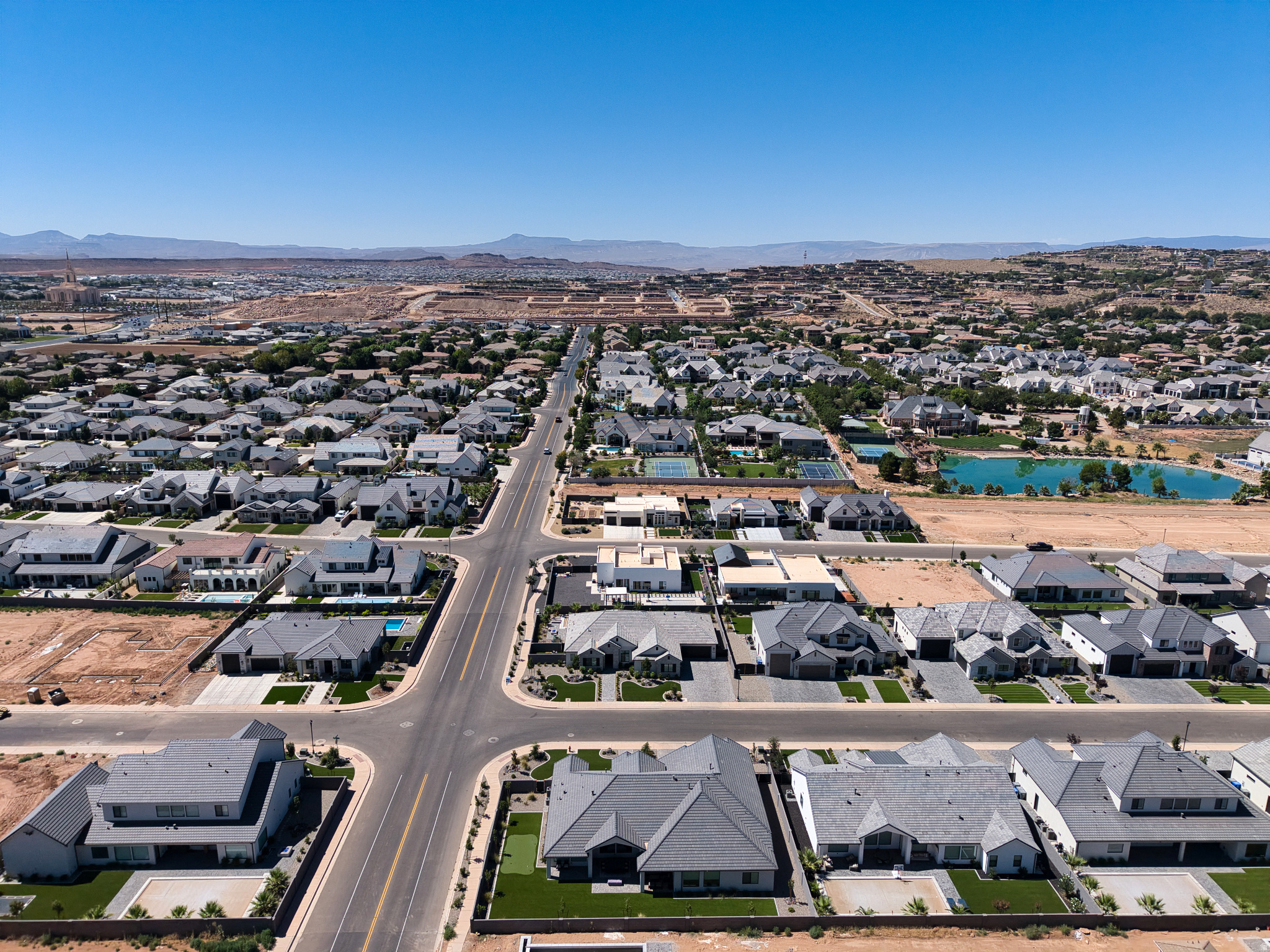 MOORLAND PARK 5 - Residential