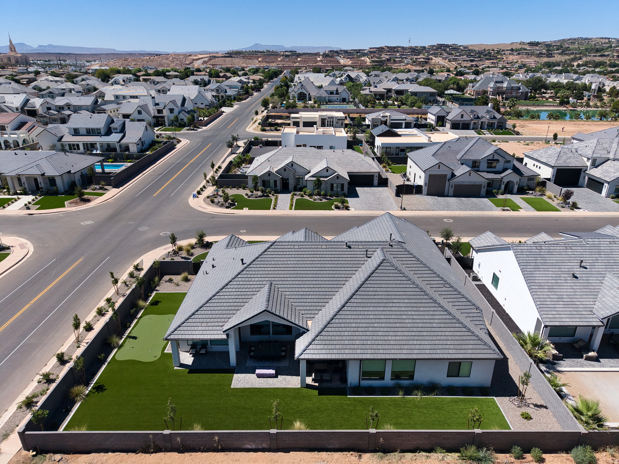 MOORLAND PARK 5 - Residential