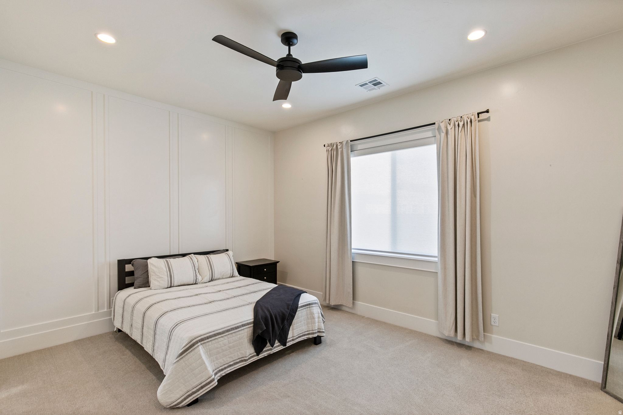 MOORLAND PARK 5 - Residential