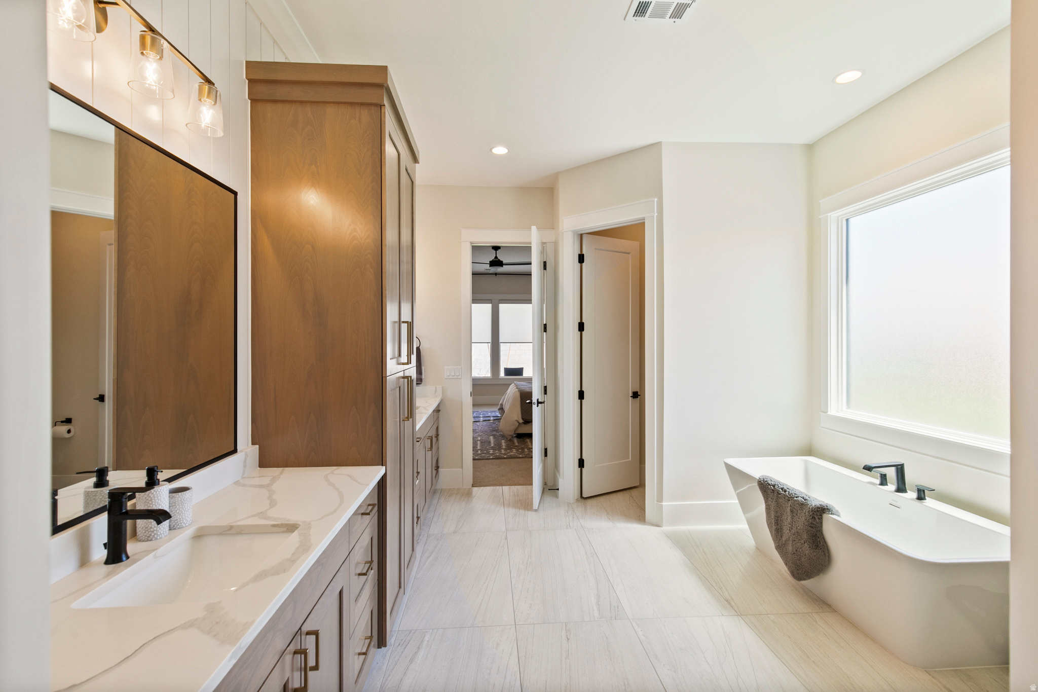 MOORLAND PARK 5 - Residential