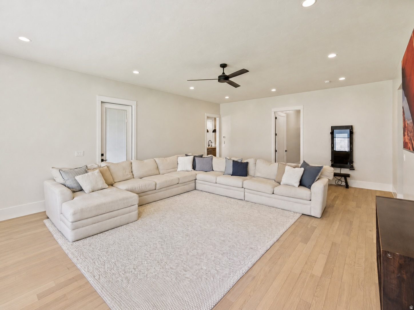 MOORLAND PARK 5 - Residential