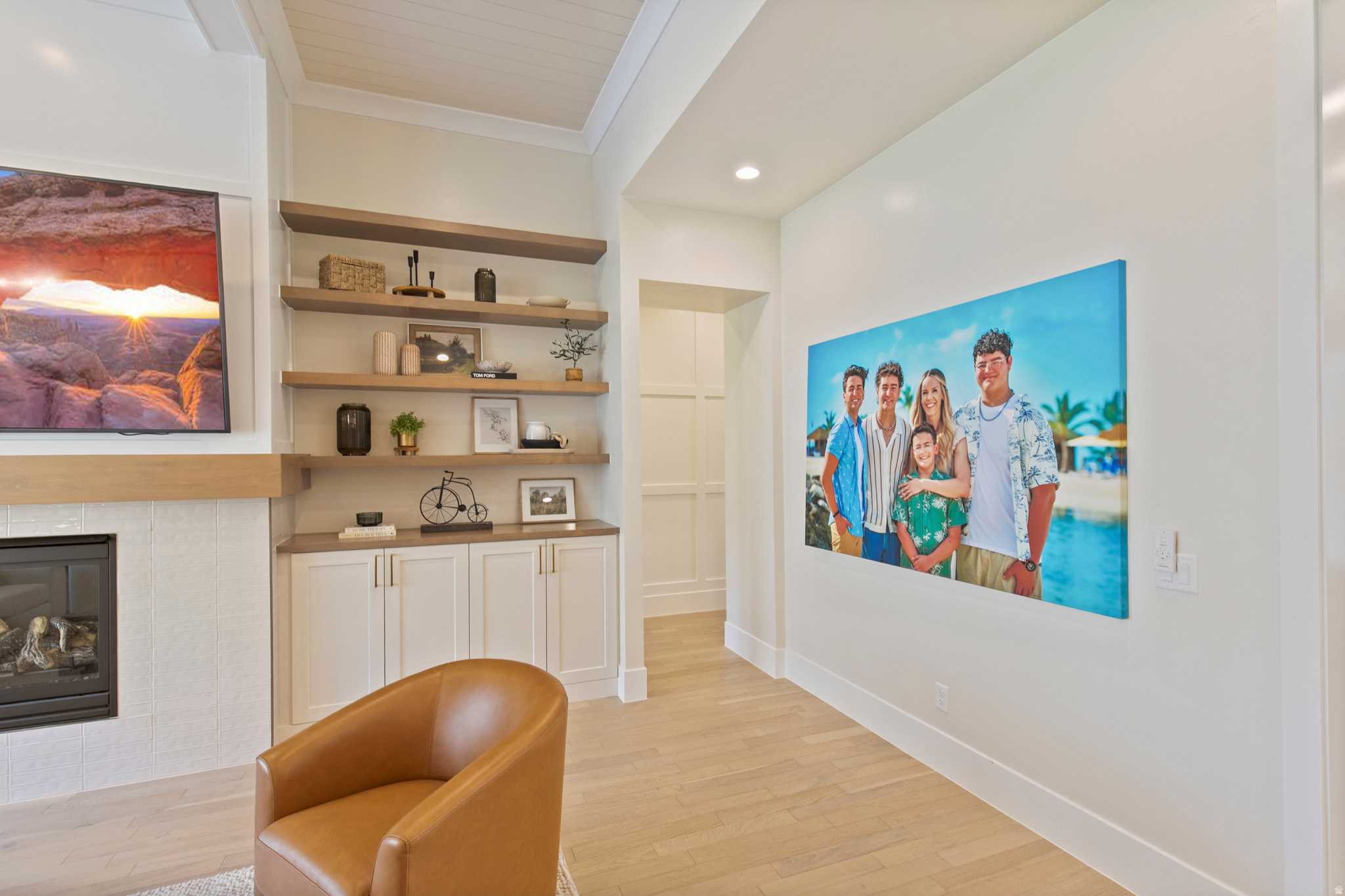 MOORLAND PARK 5 - Residential