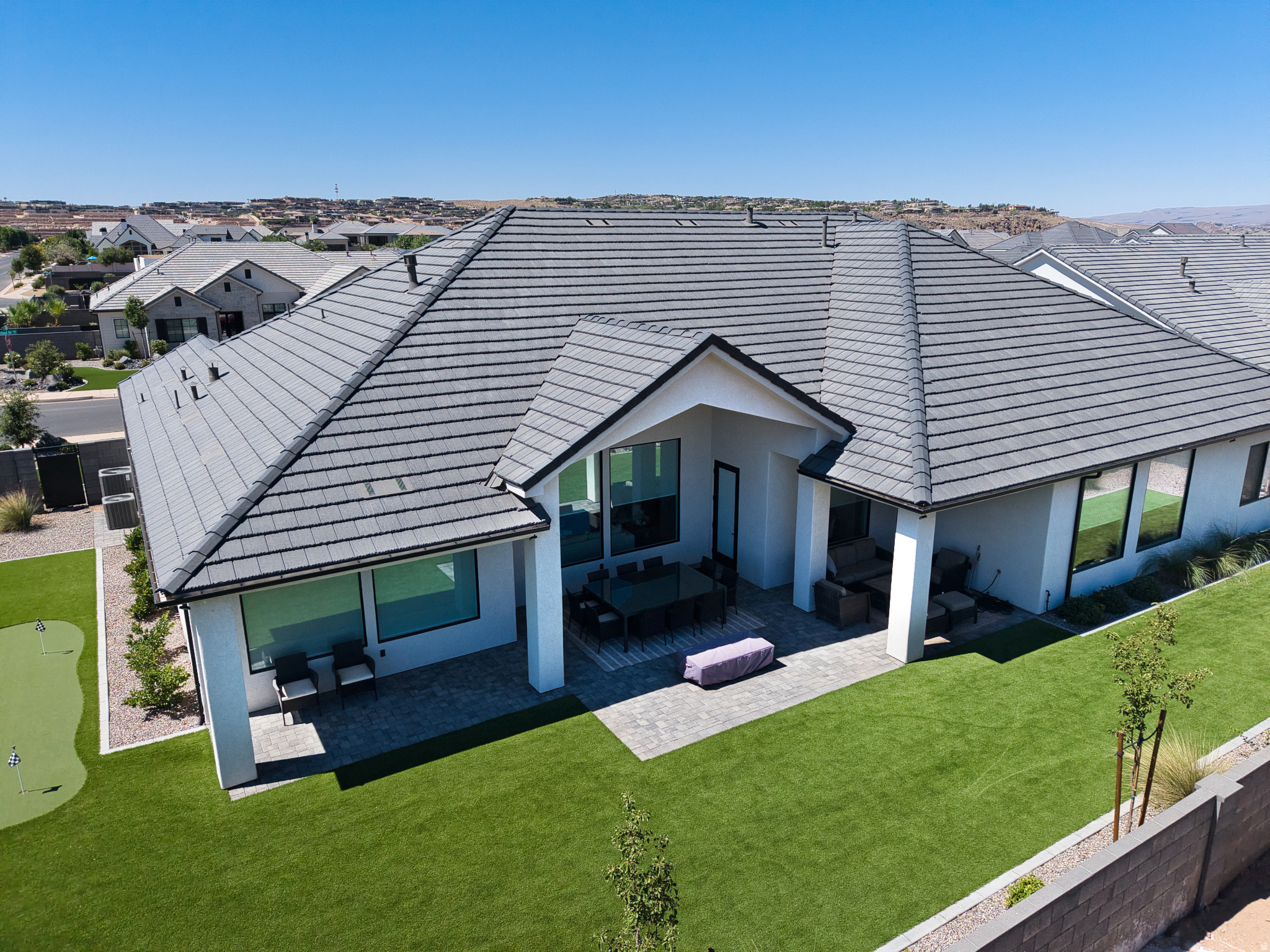 MOORLAND PARK 5 - Residential