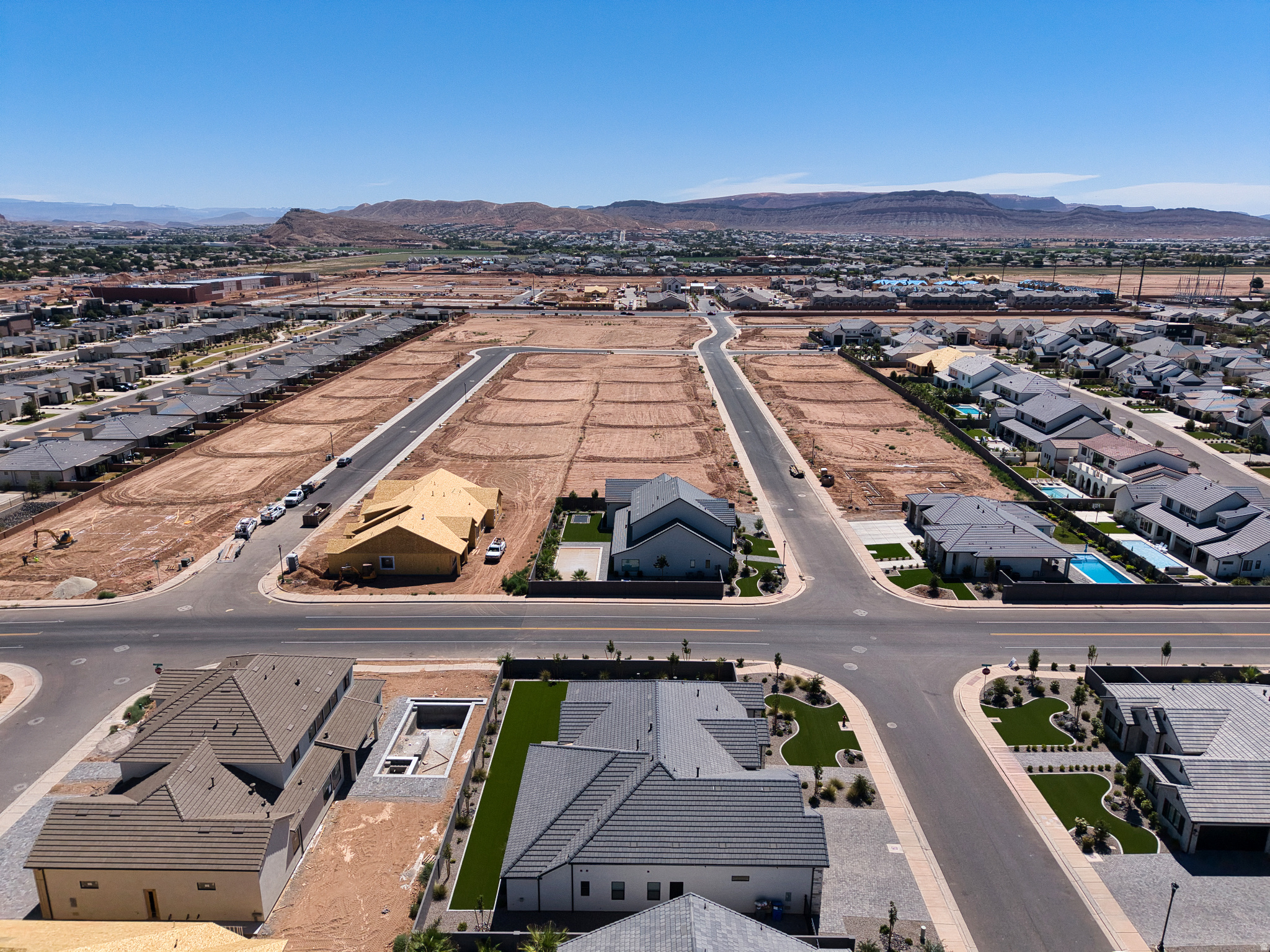 MOORLAND PARK 5 - Residential
