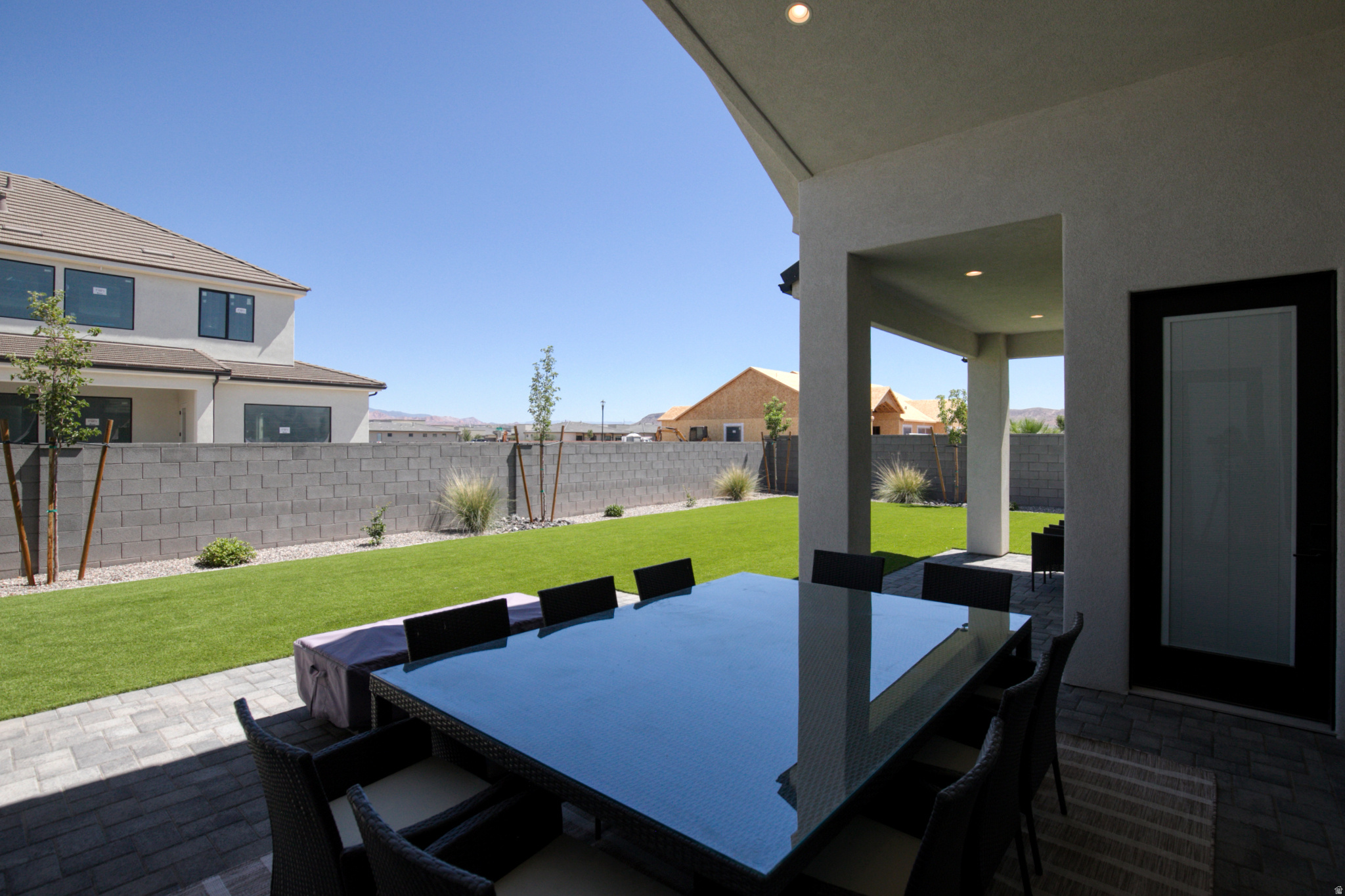 MOORLAND PARK 5 - Residential