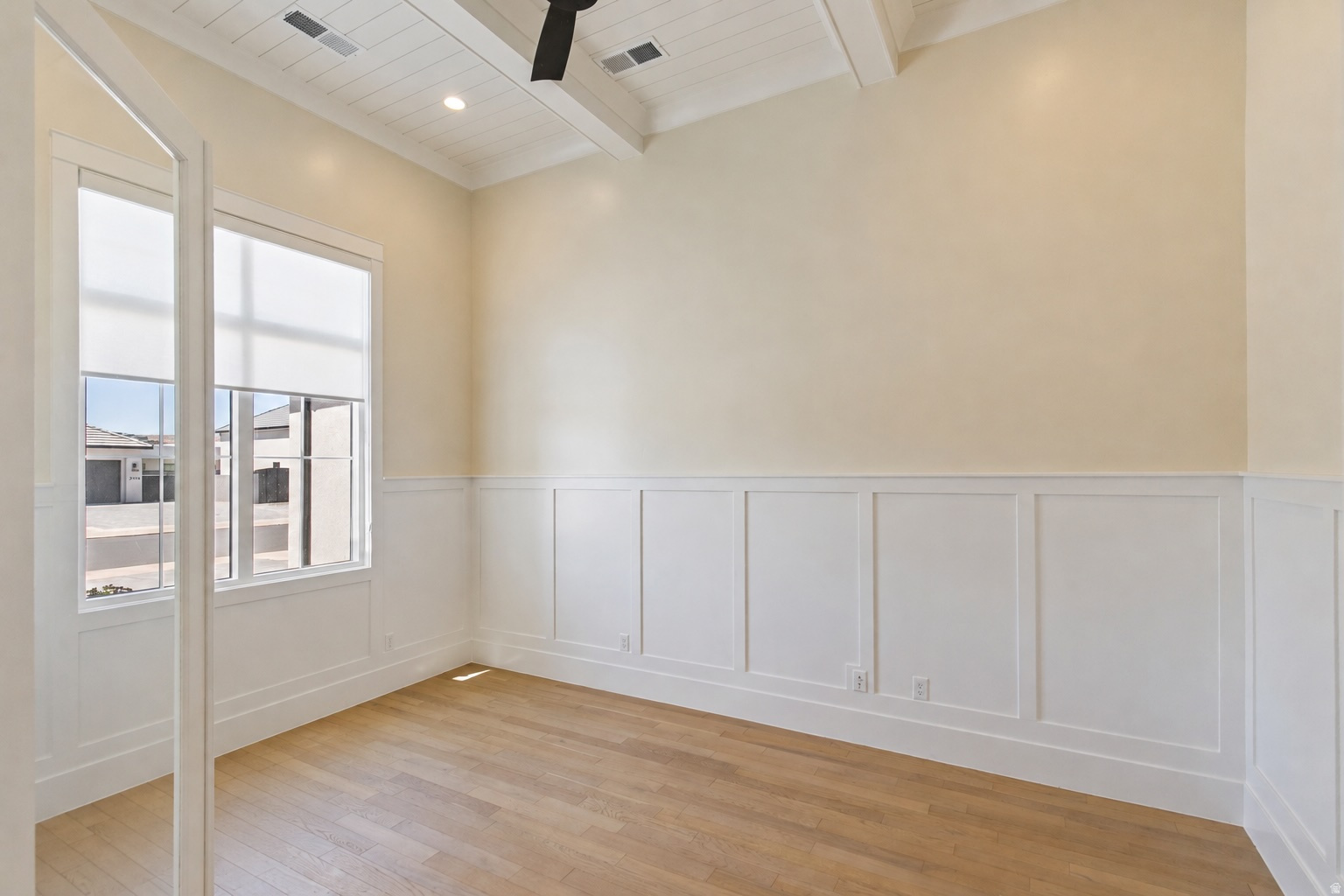 MOORLAND PARK 5 - Residential