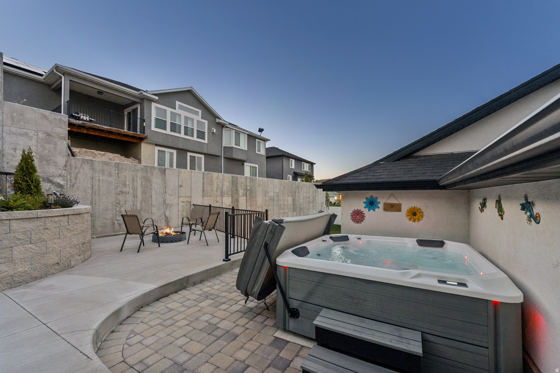 SKYLINE RIDGE - Residential