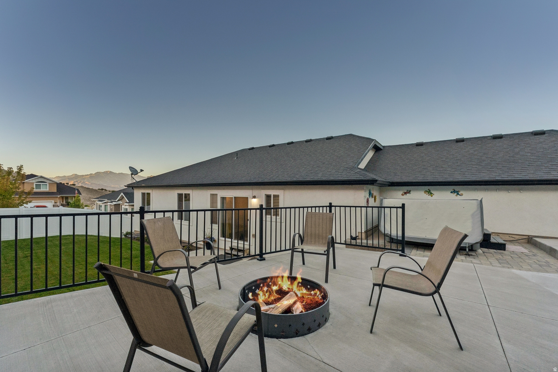 SKYLINE RIDGE - Residential