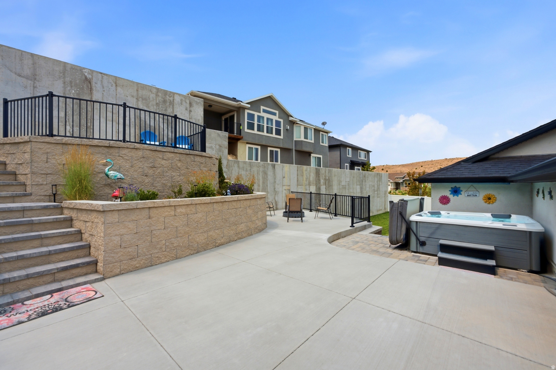 SKYLINE RIDGE - Residential