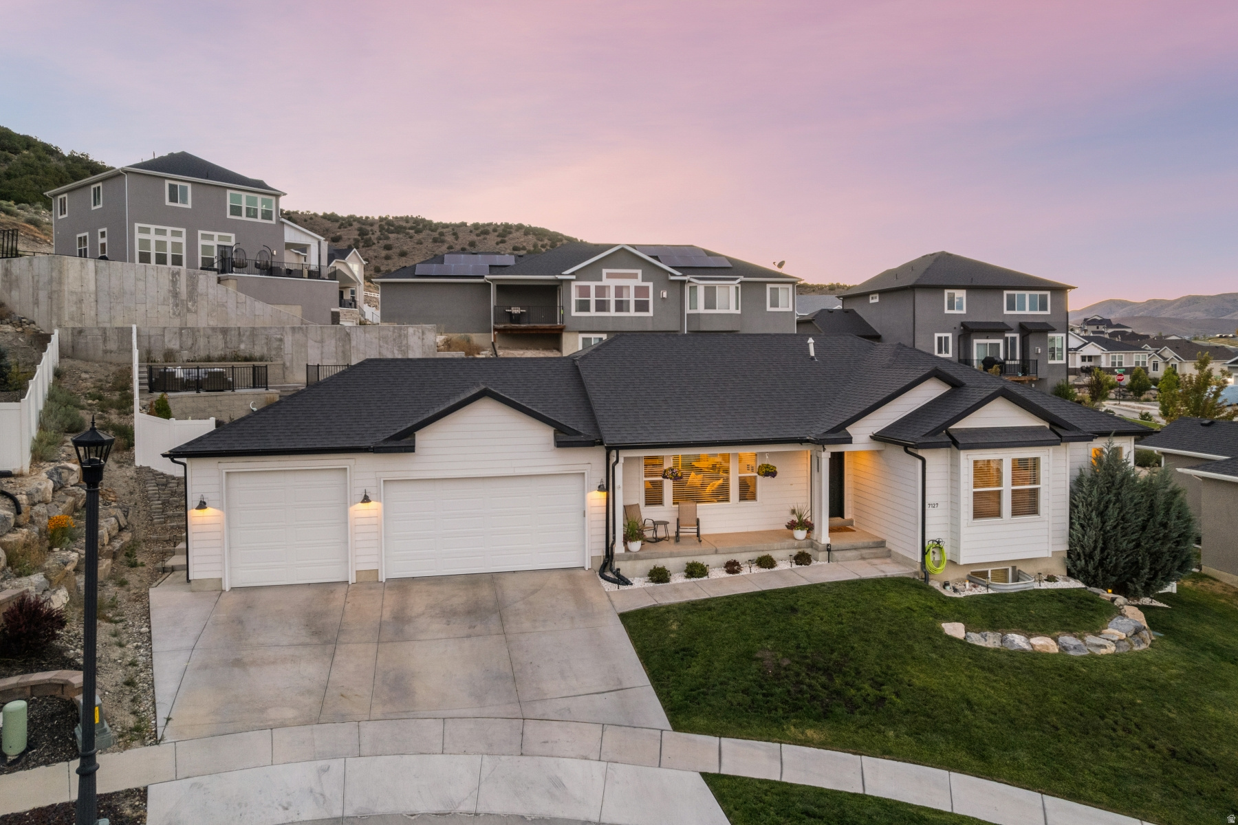SKYLINE RIDGE - Residential