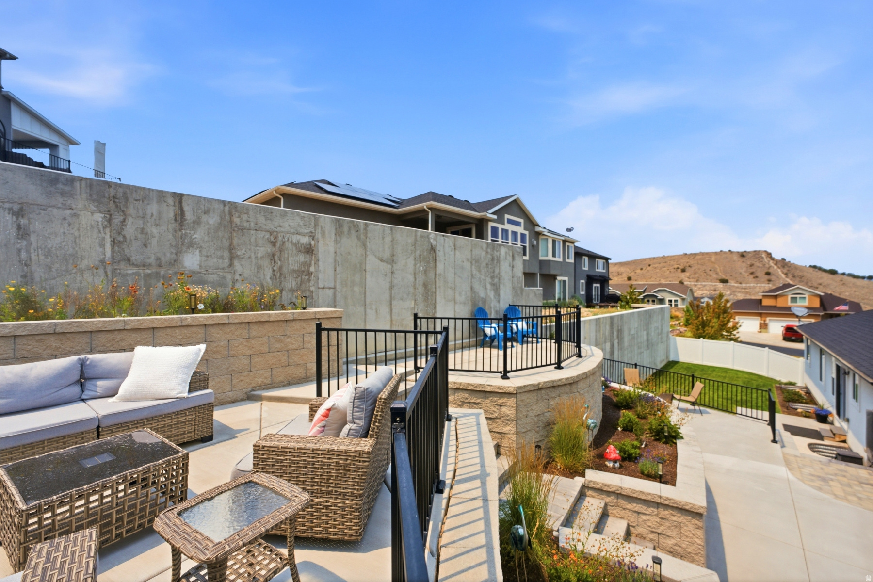 SKYLINE RIDGE - Residential