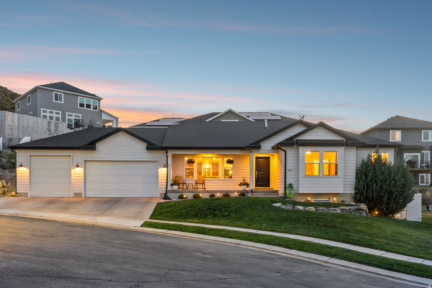 SKYLINE RIDGE - Residential