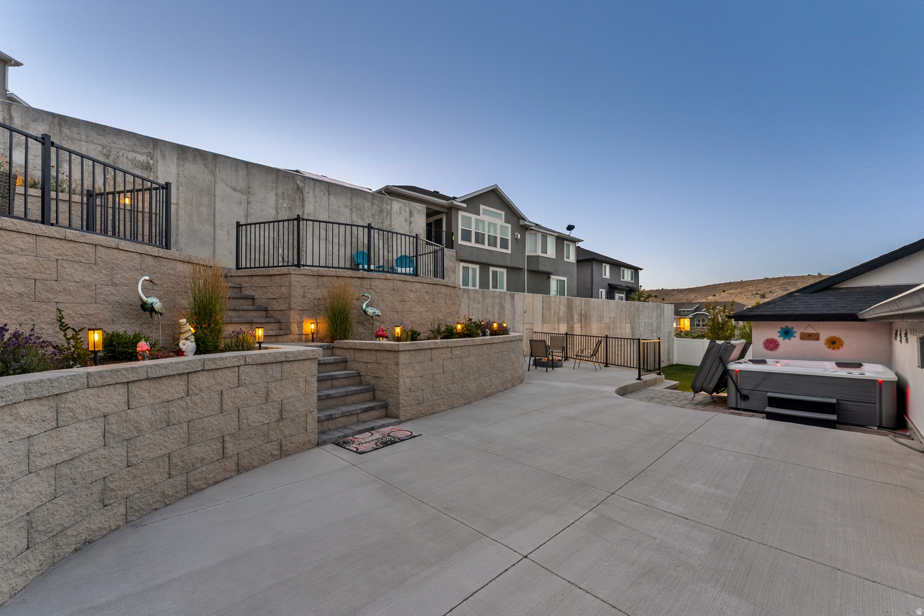SKYLINE RIDGE - Residential