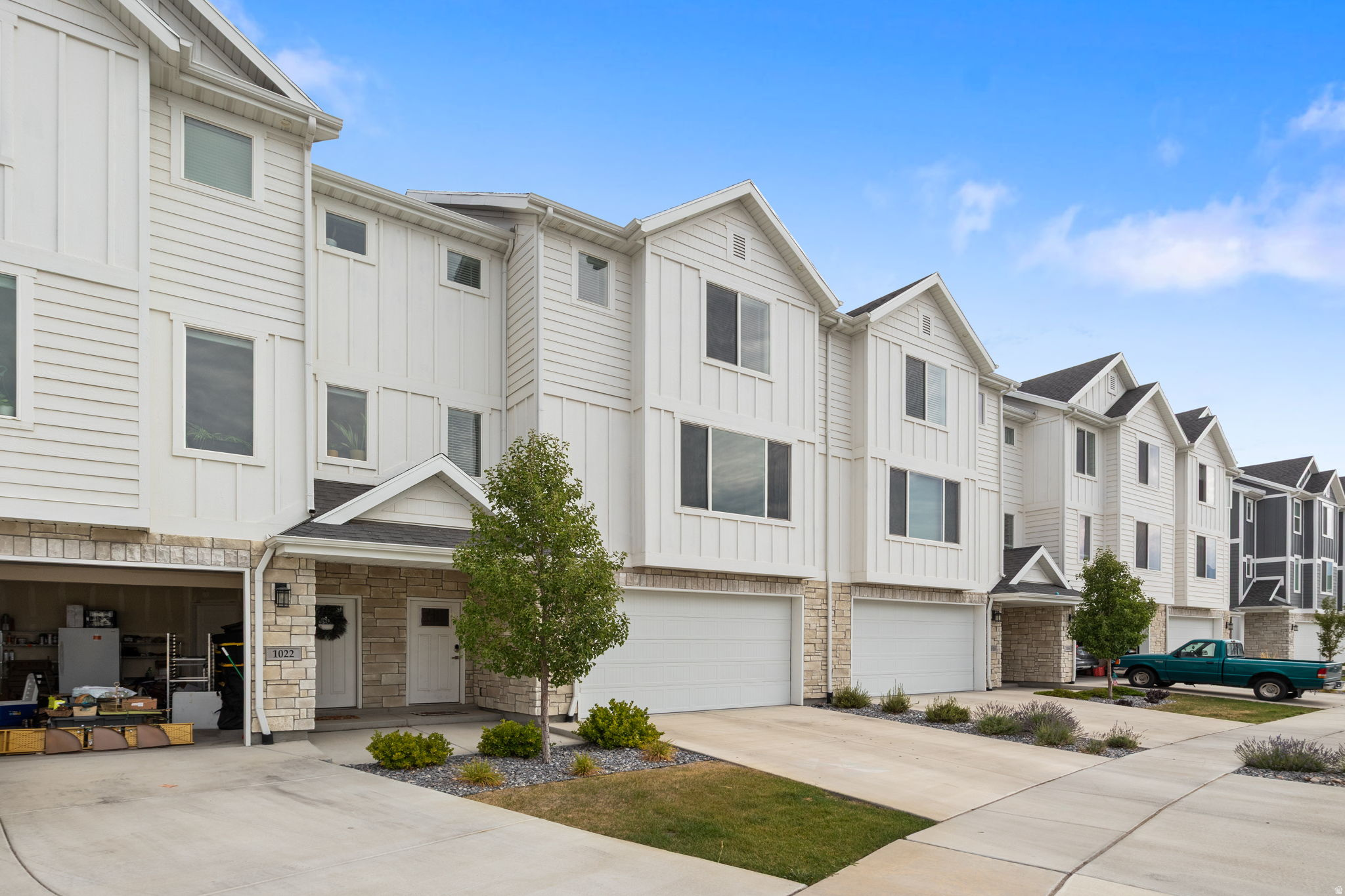 RIDGE - Residential