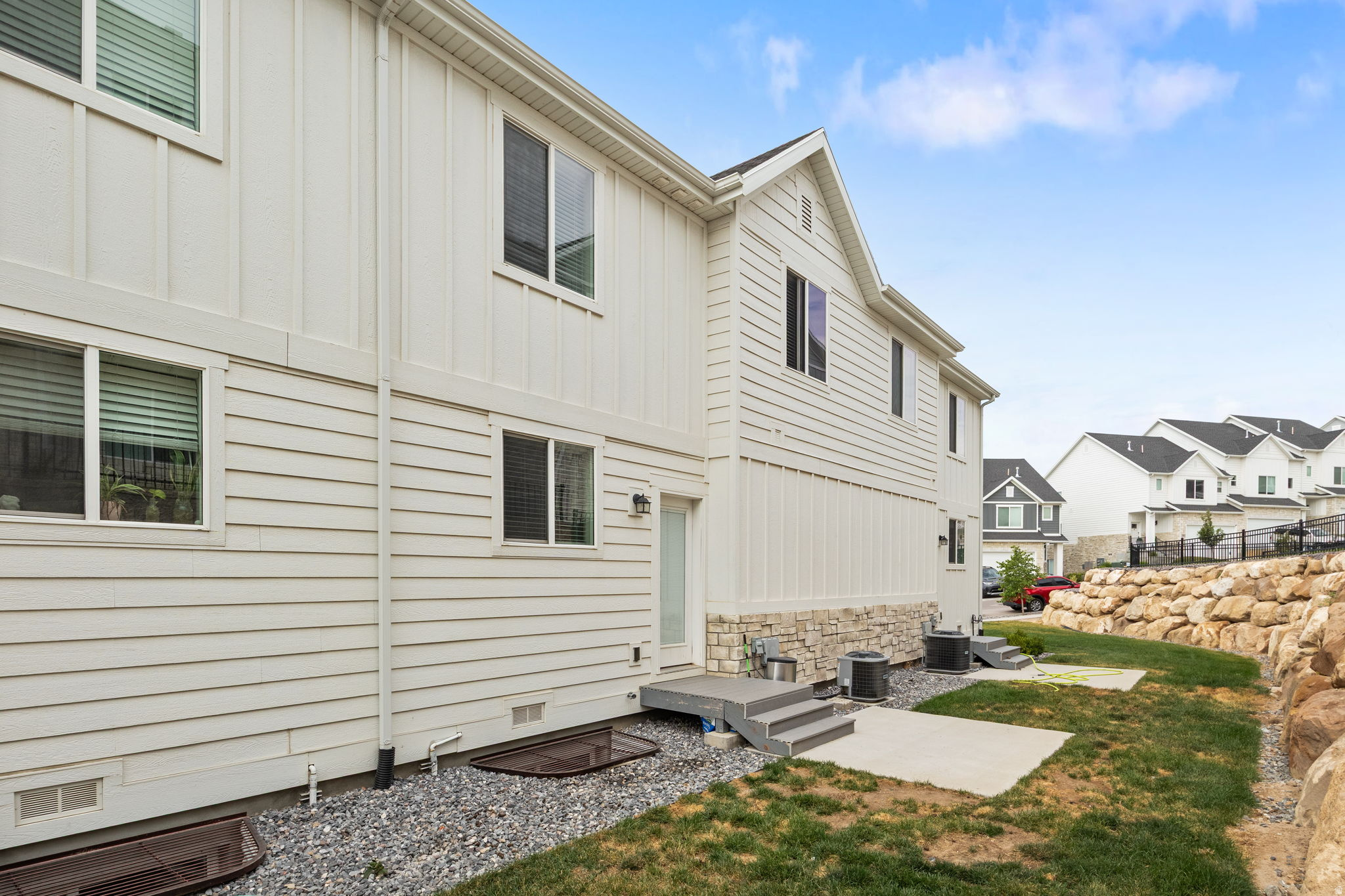 RIDGE - Residential