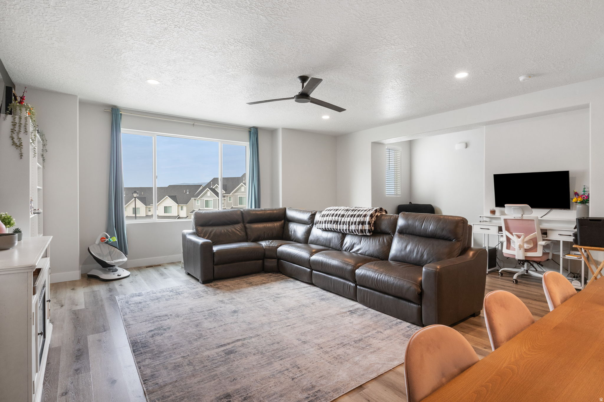 RIDGE - Residential