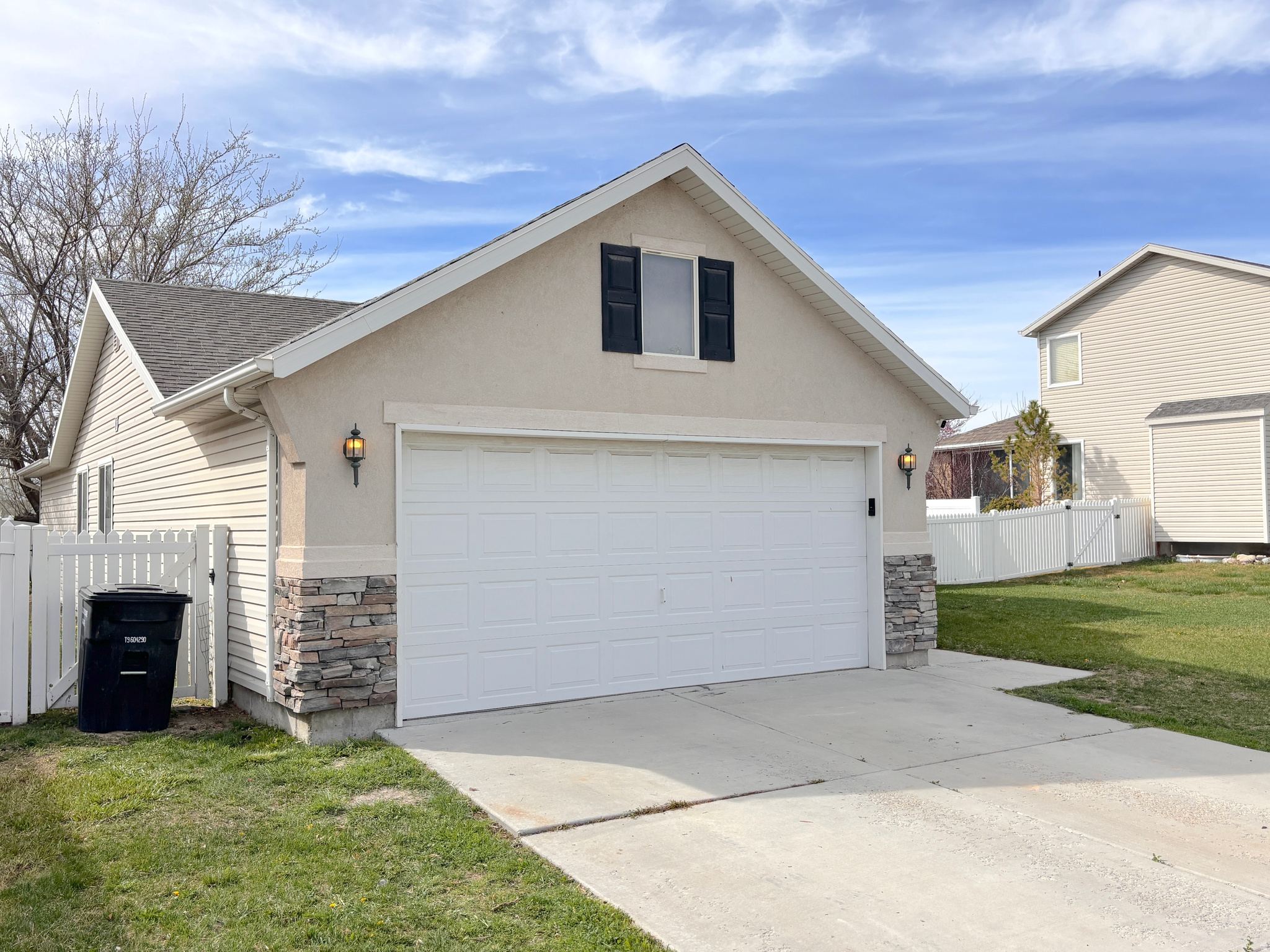 THE VILLAGE AT COUNTRY CROSSING - Residential
