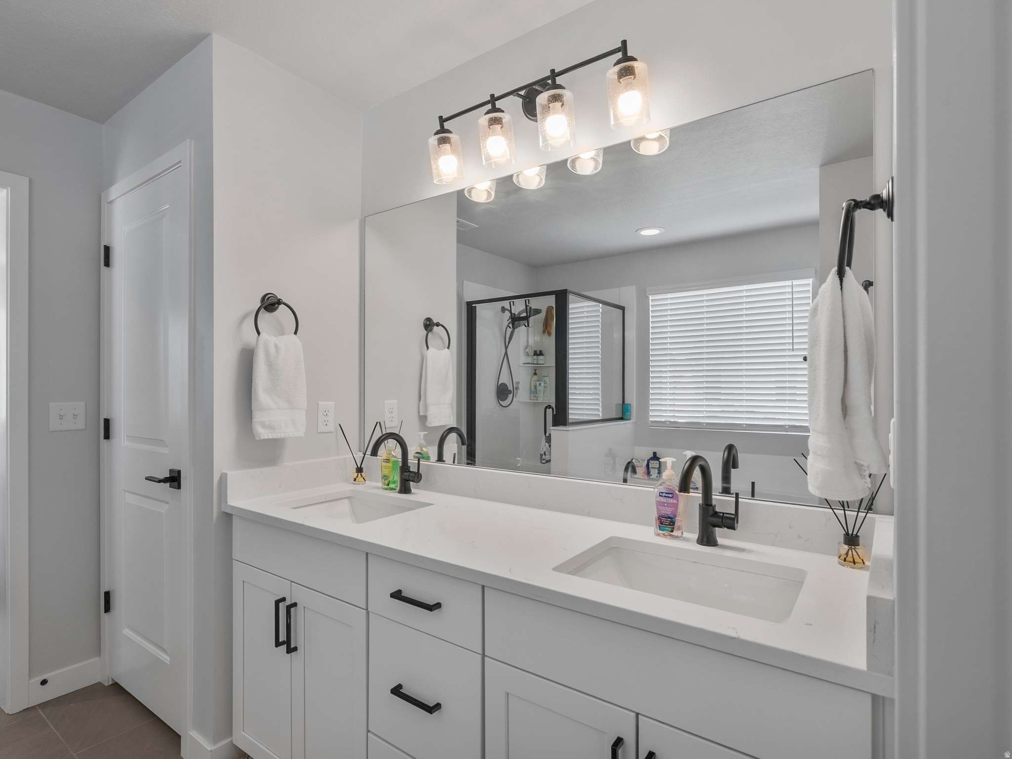 SHORELINE EAST SUBDIVISION PHASE 2 - Residential