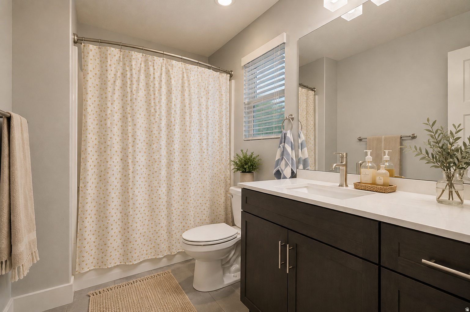 CREEKSIDE - Residential