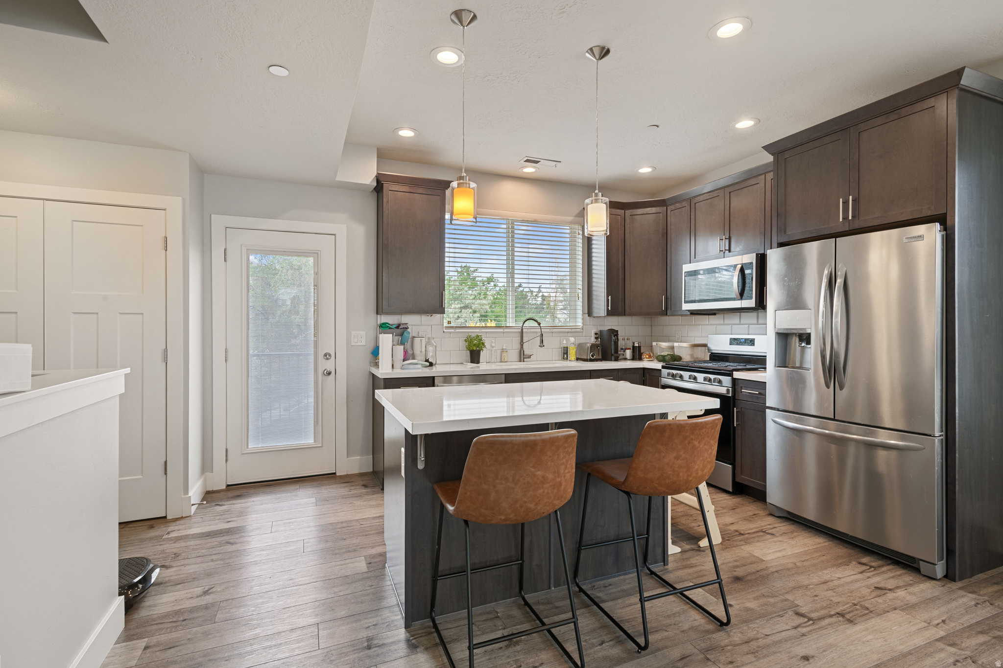 CREEKSIDE - Residential