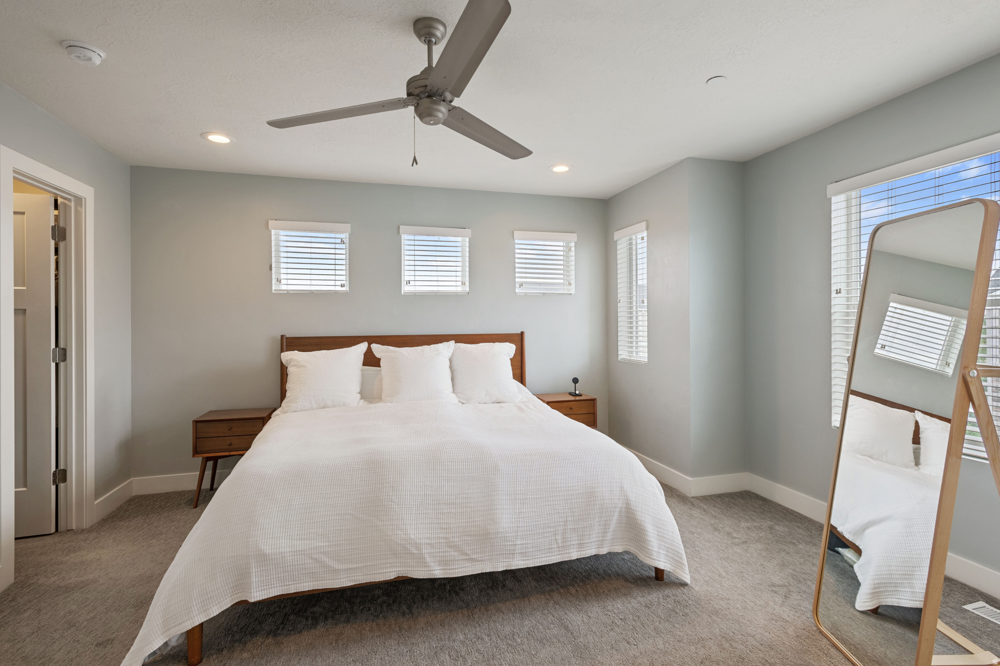 CREEKSIDE - Residential