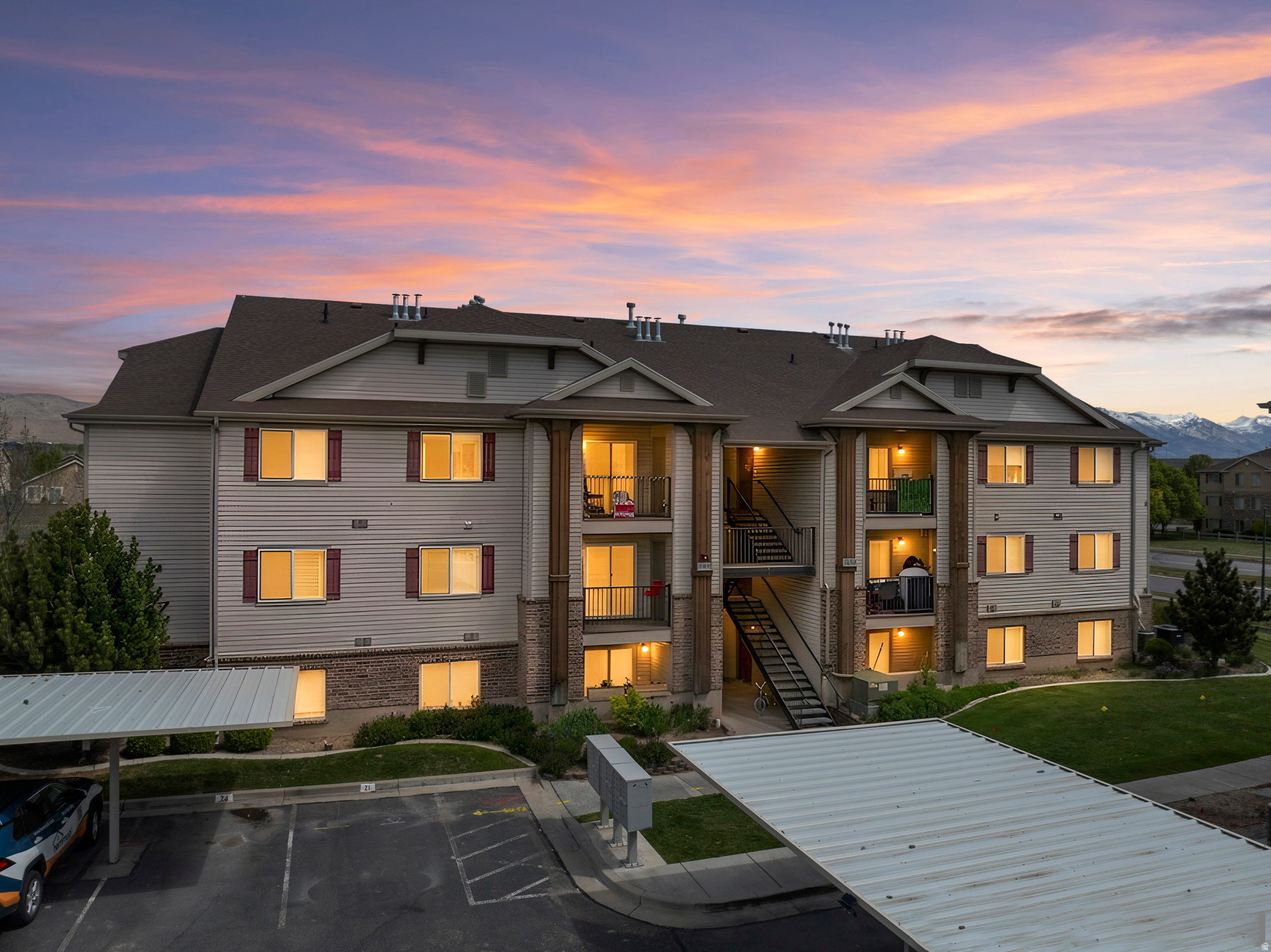 WILLOW SPRINGS - Residential