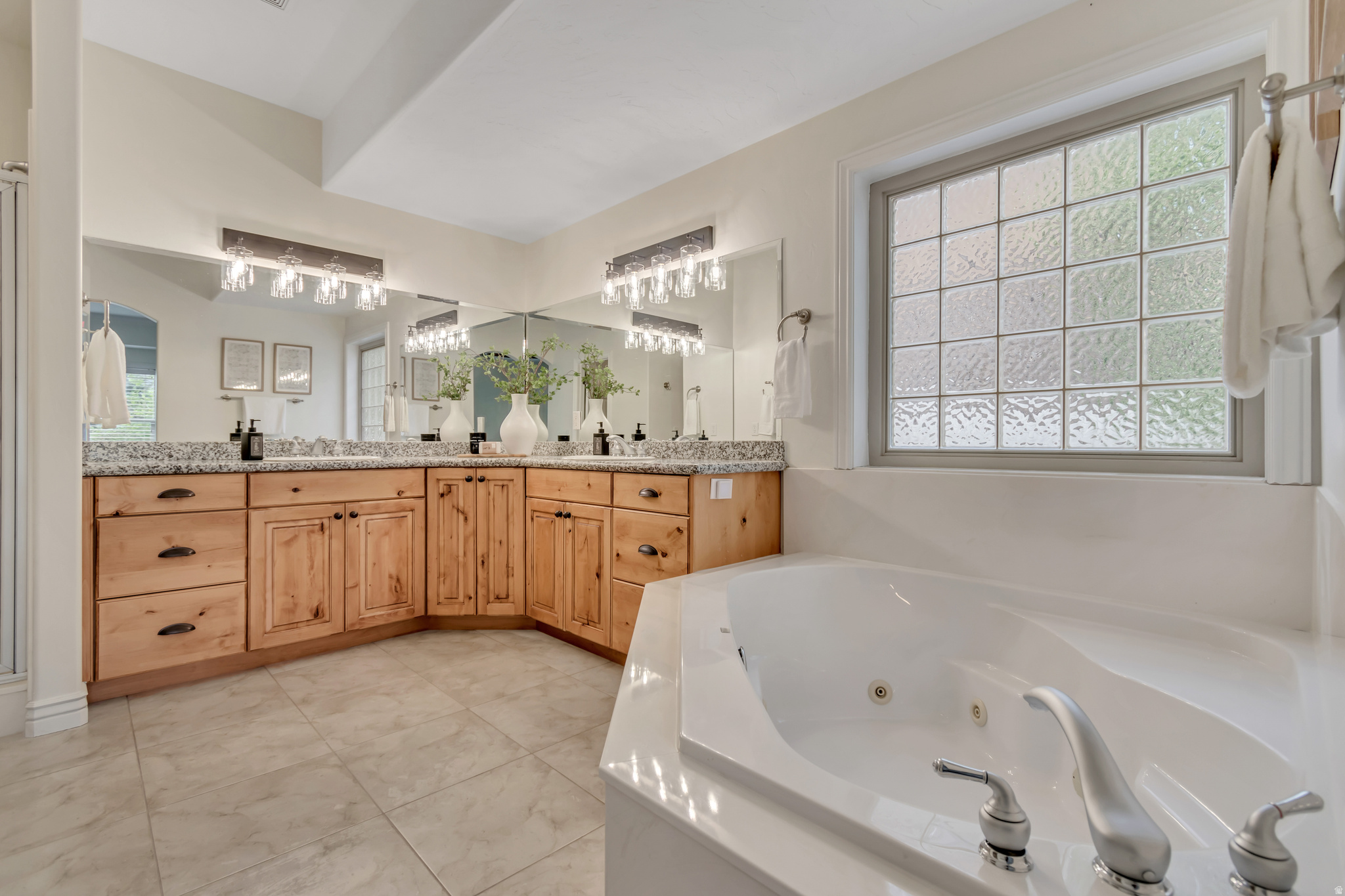 FOX GATE FARMS - Residential
